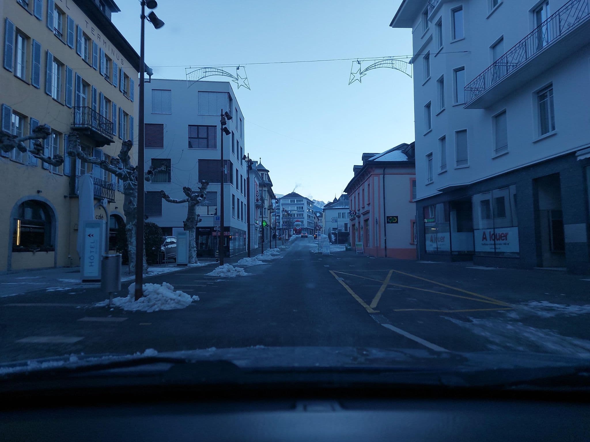 Street view near Le Terminus, Sierre — © Balbenar (CC BY-SA · Mapillary)
