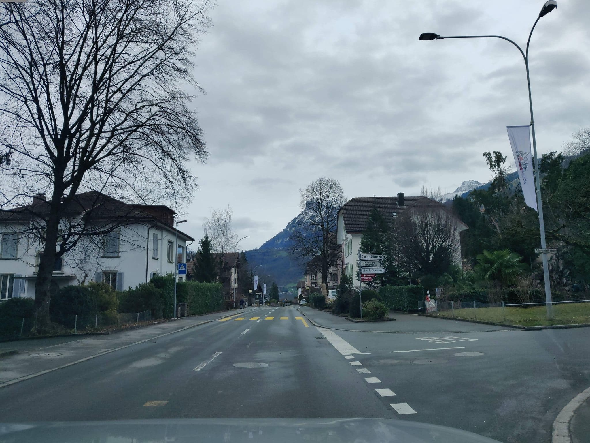 Street view near Rigi, Beckenried — © Yha1 (CC BY-SA · Mapillary)