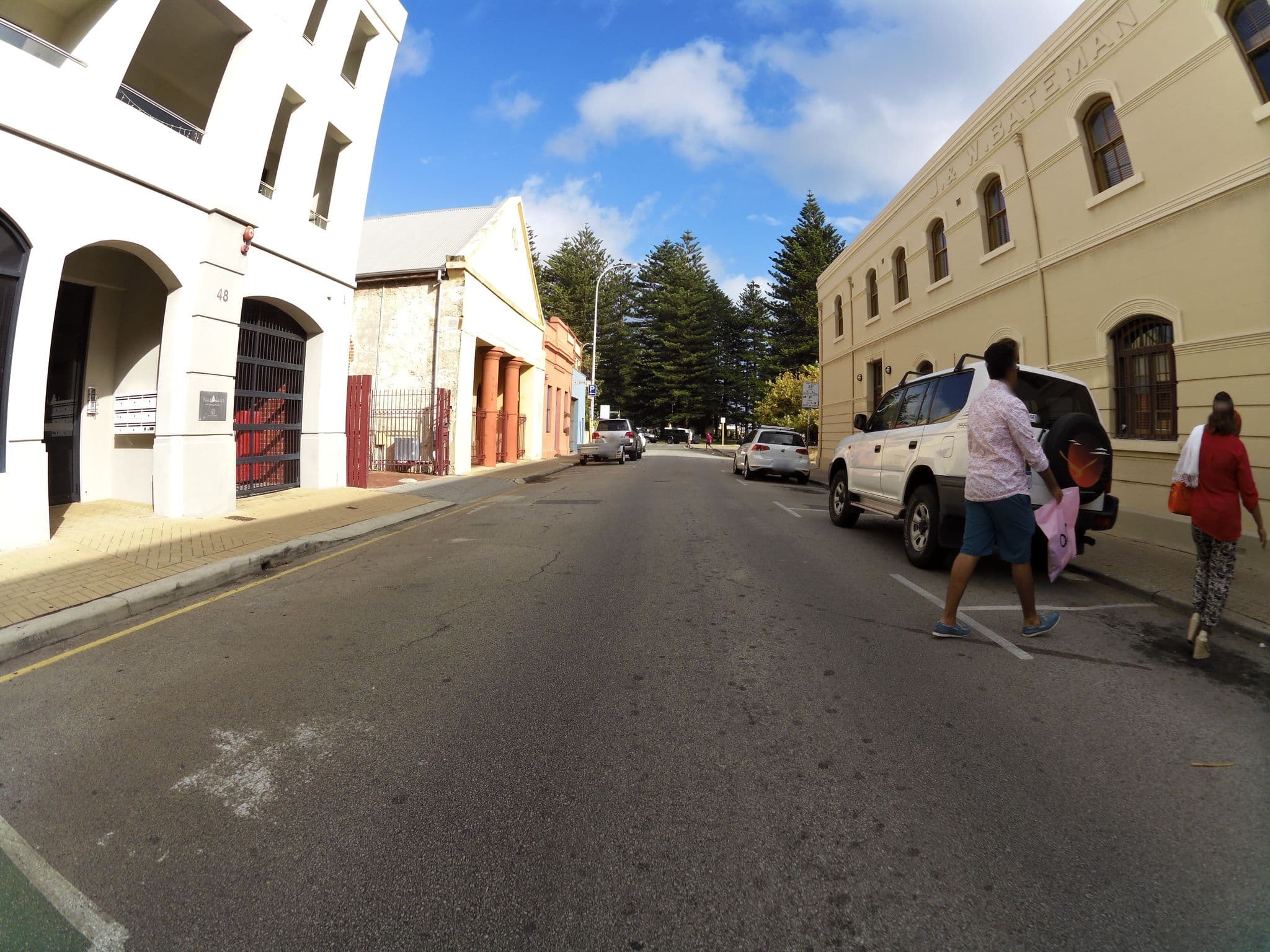 Street view near Rooftops On Henry, Fremantle — © kimbalc (CC BY-SA · Mapillary)