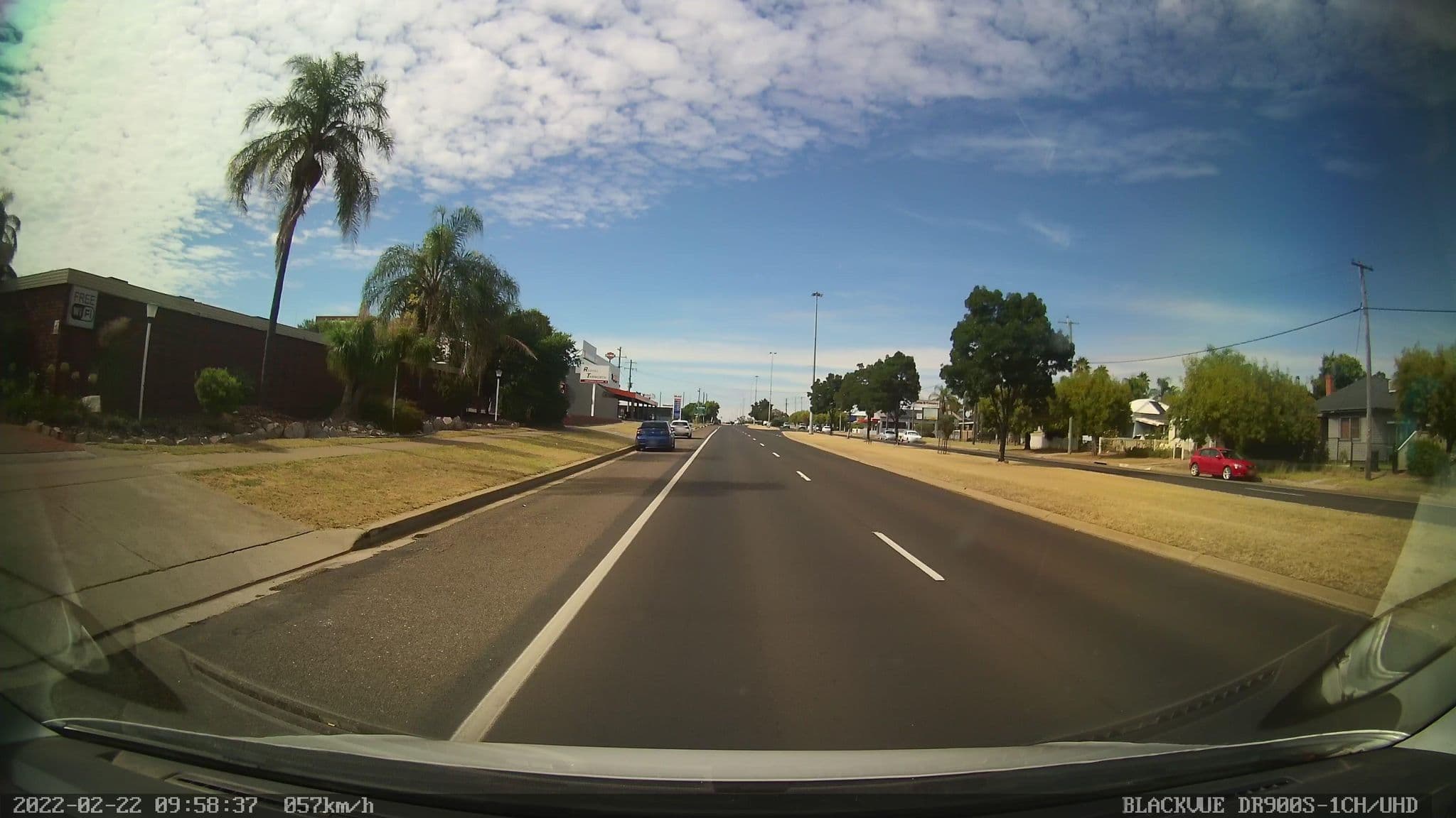 Street view near Comfort Inn Gateway Tamworth, South Tamworth — © bob3bob3 (CC BY-SA · Mapillary)