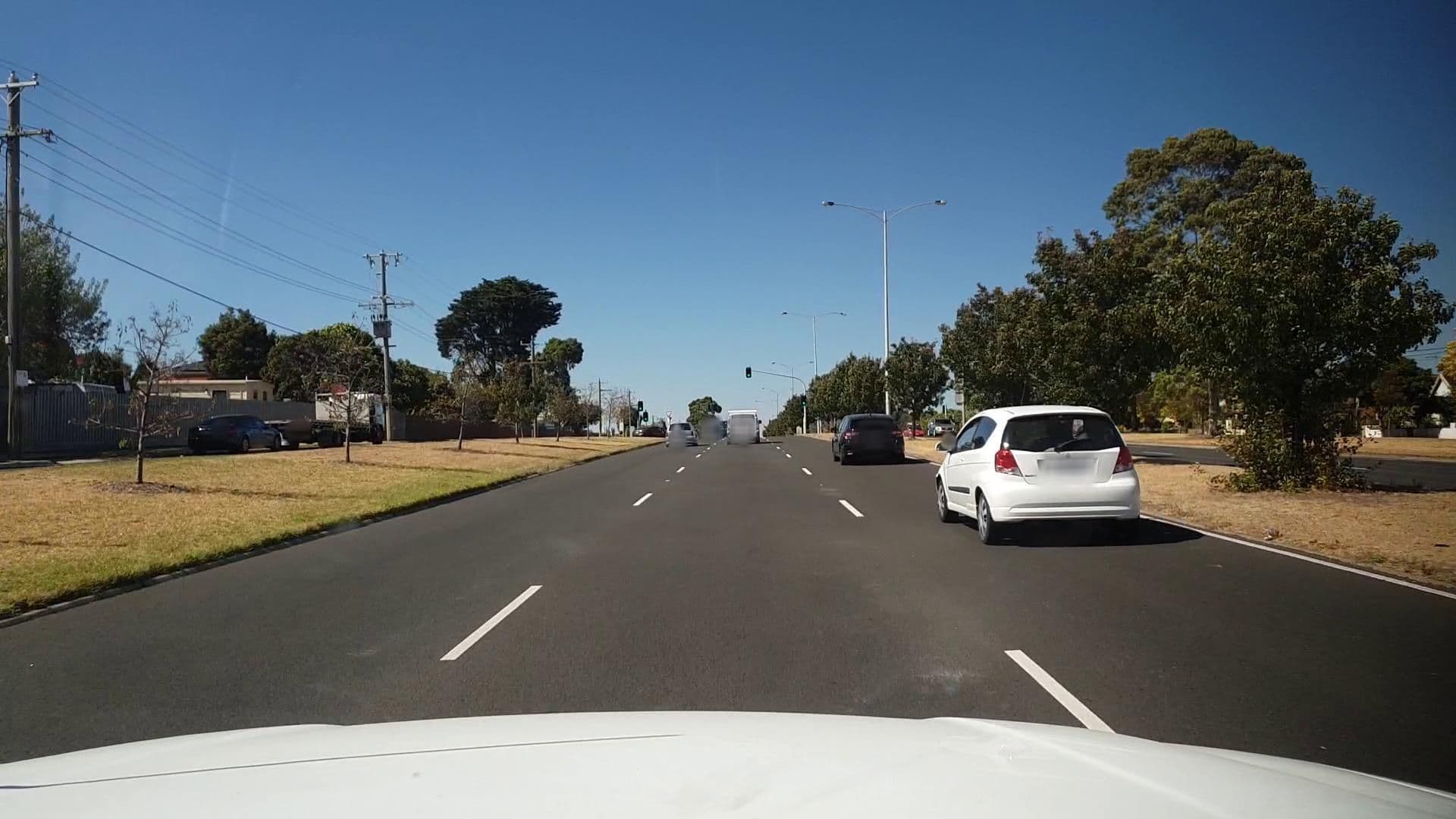 Street view near Sundowner Caravan & Cabin Park, Springvale — © mattburt7 (CC BY-SA · Mapillary)