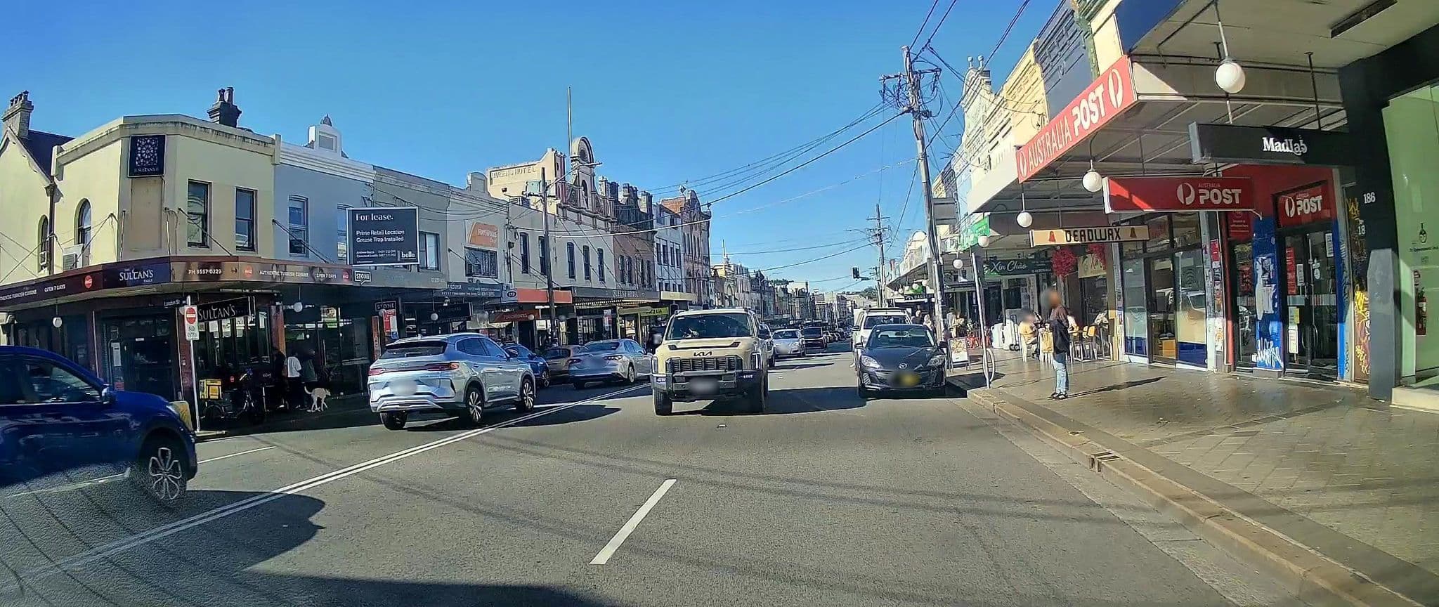 Street view near Silver's Motel, Enmore — © maxim752 (CC BY-SA · Mapillary)