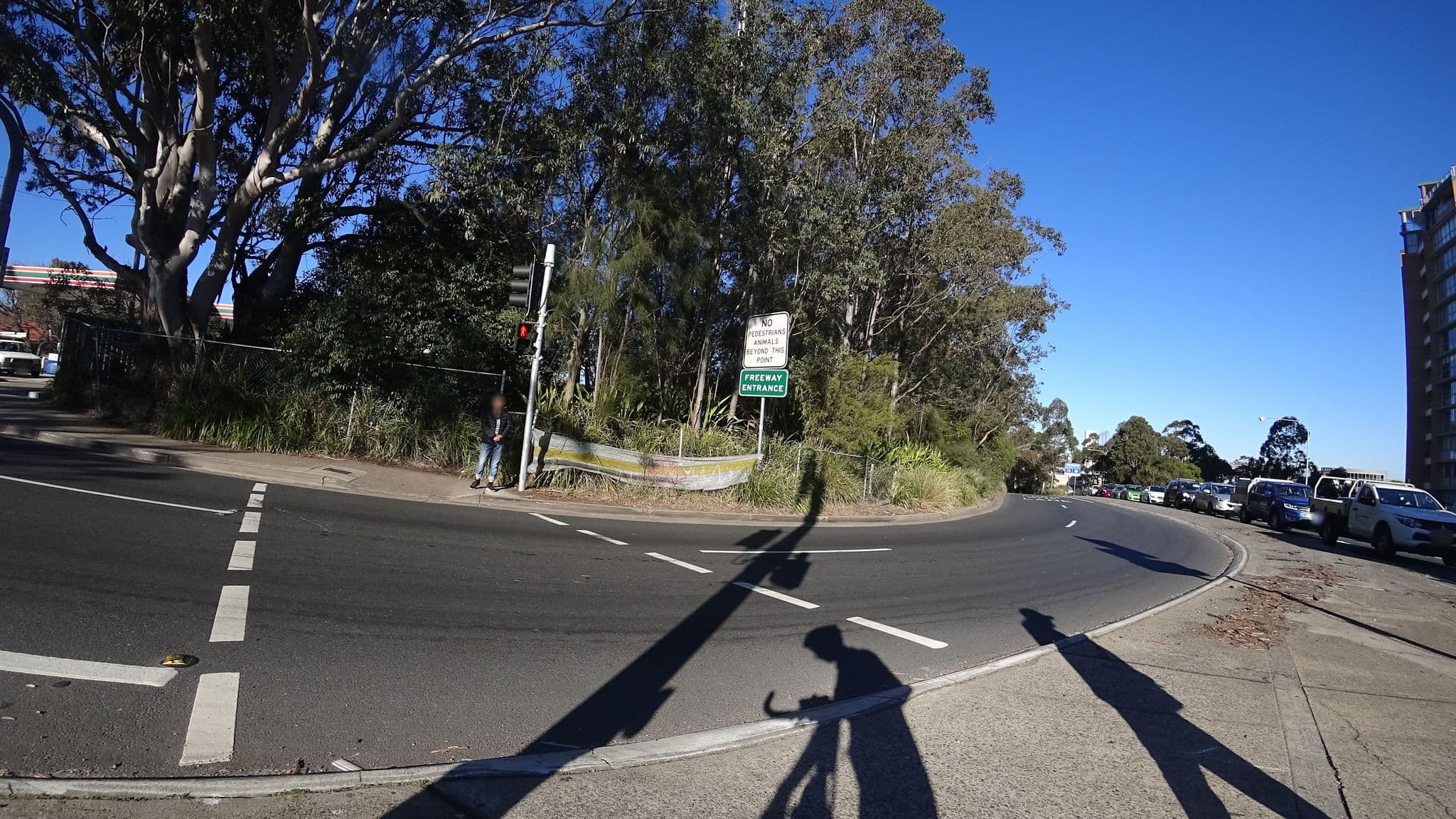 Street view near Shore Apartments, Artarmon — © aharvey (CC BY-SA · Mapillary)