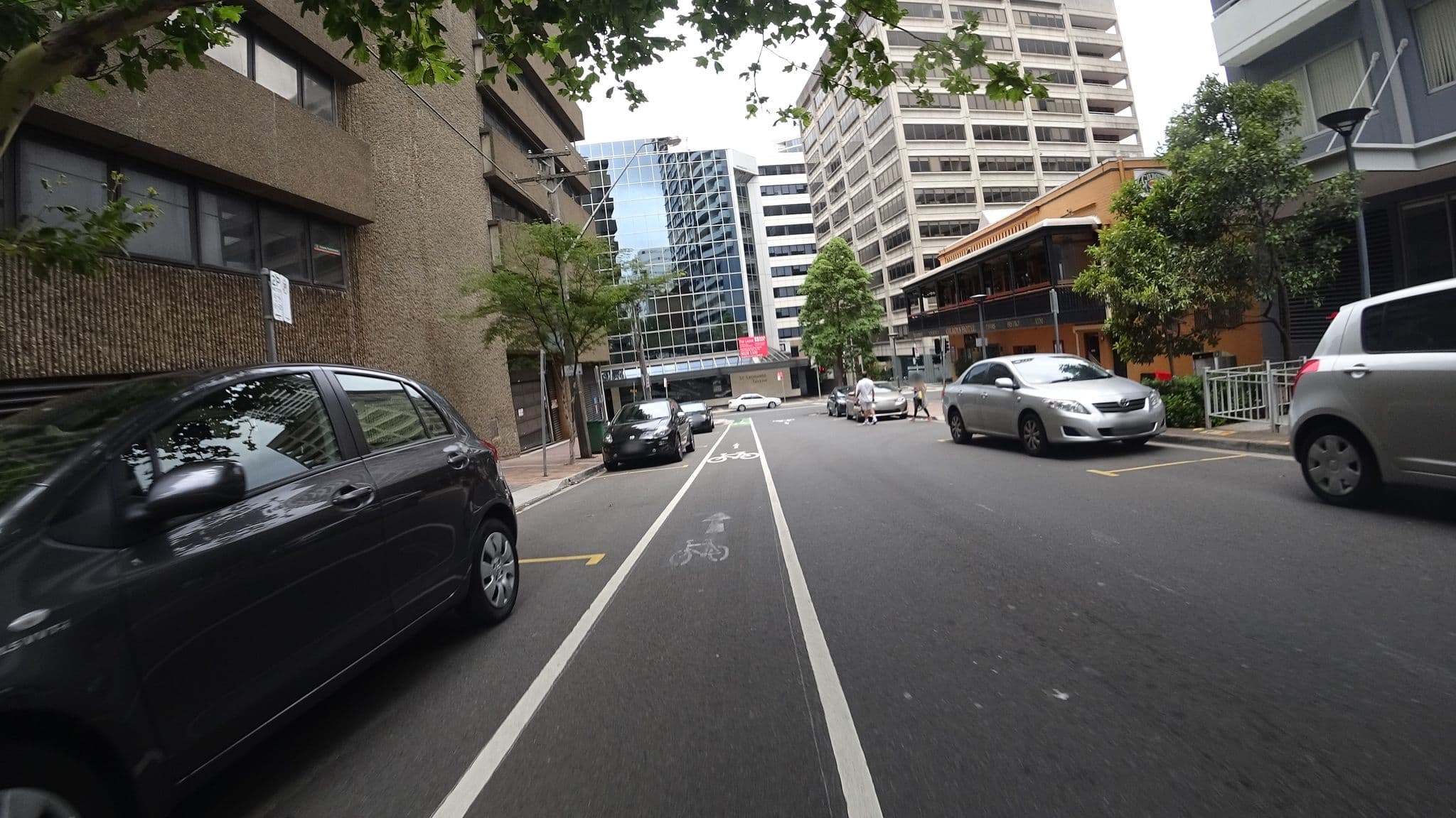 Street view near The Apartment Service L1103, St Leonards — © aharvey (CC BY-SA · Mapillary)