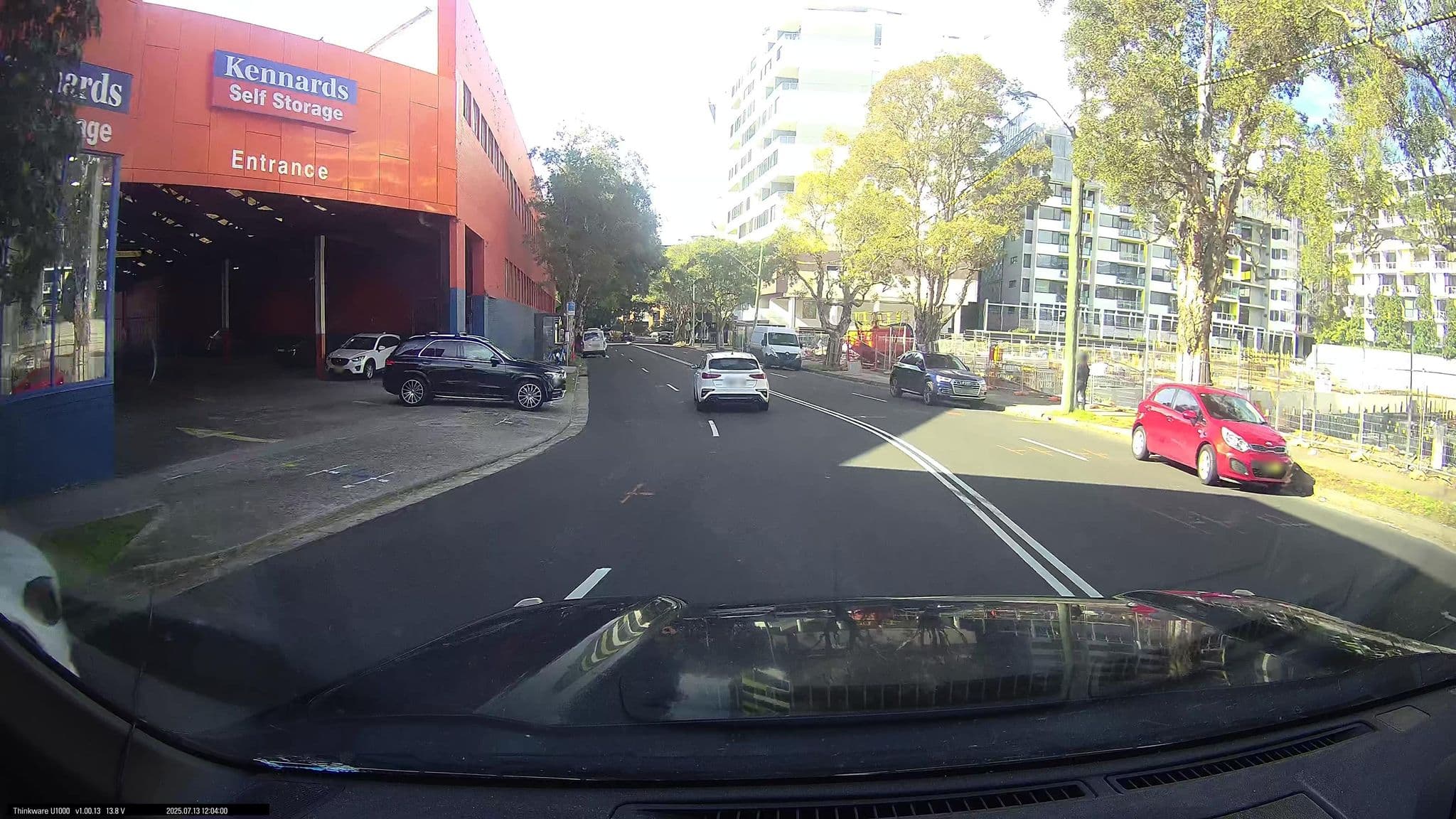 Street view near Meriton Serviced Apartments Danks Street, Zetland — © maxim752 (CC BY-SA · Mapillary)