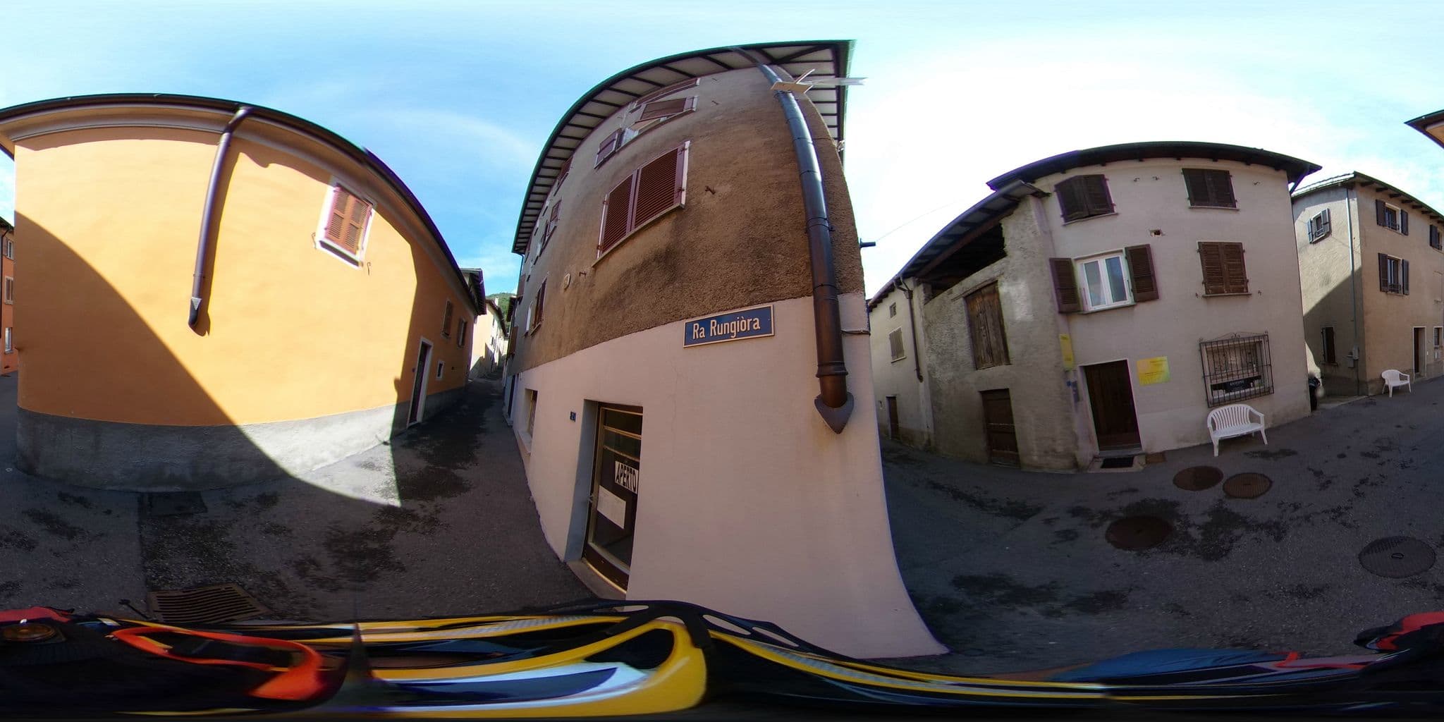 Street view near Belcantone, Pura — © kaitu (CC BY-SA · Mapillary)
