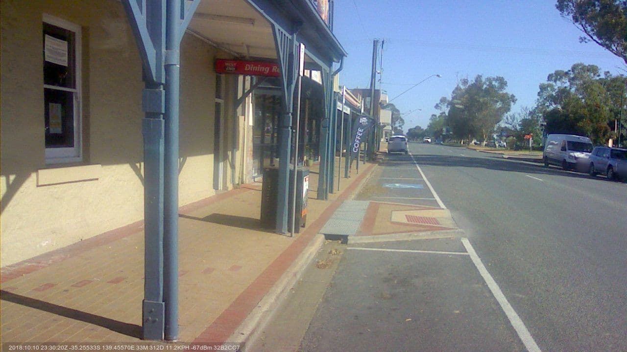 Street view near Tailem Bend Hotel - Liquor Legends, Tailem Bend — © bob3bob3 (CC BY-SA · Mapillary)