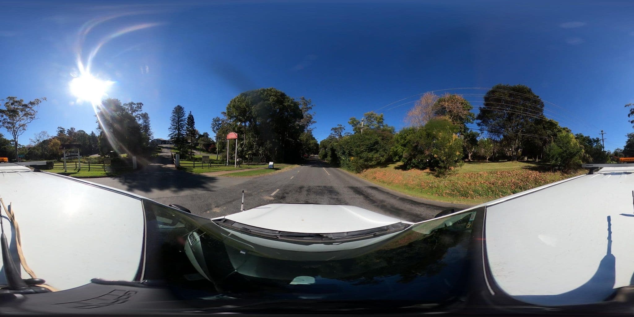 Street view near The Tamborine, Tamborine Mountain — © Design1 (CC BY-SA · Mapillary)