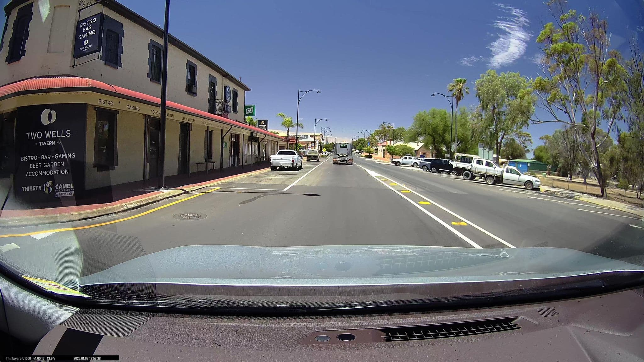 Street view near Two Wells Tavern Motel, Two Wells — © maxim752 (CC BY-SA · Mapillary)