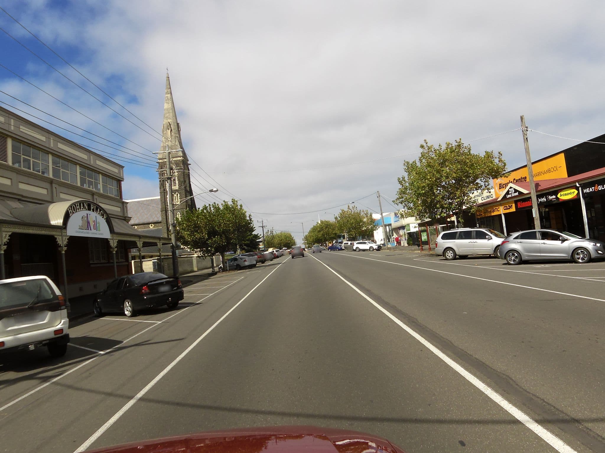 Street view near Dragon Inn Restaurant, Warrnambool — © skillsy (CC BY-SA · Mapillary)
