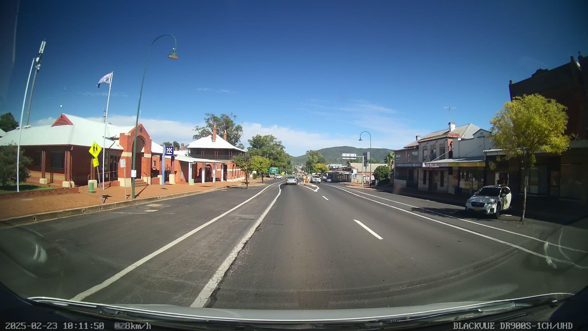Street view near Court House Hotel, Wellington — © bob3bob3 (CC BY-SA · Mapillary)
