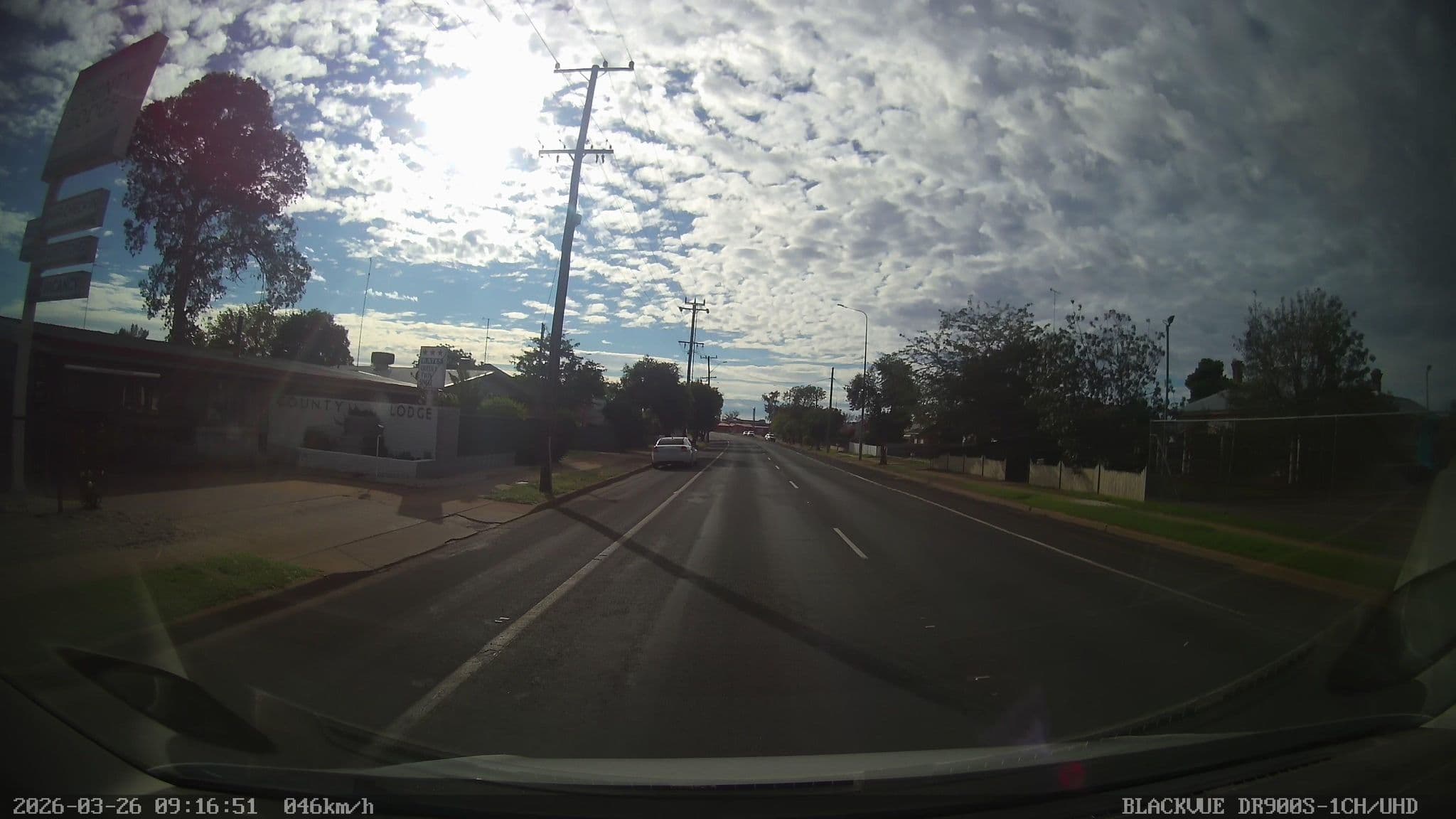 Street view near County Lodge Motor Inn, West Wyalong — © bob3bob3 (CC BY-SA · Mapillary)