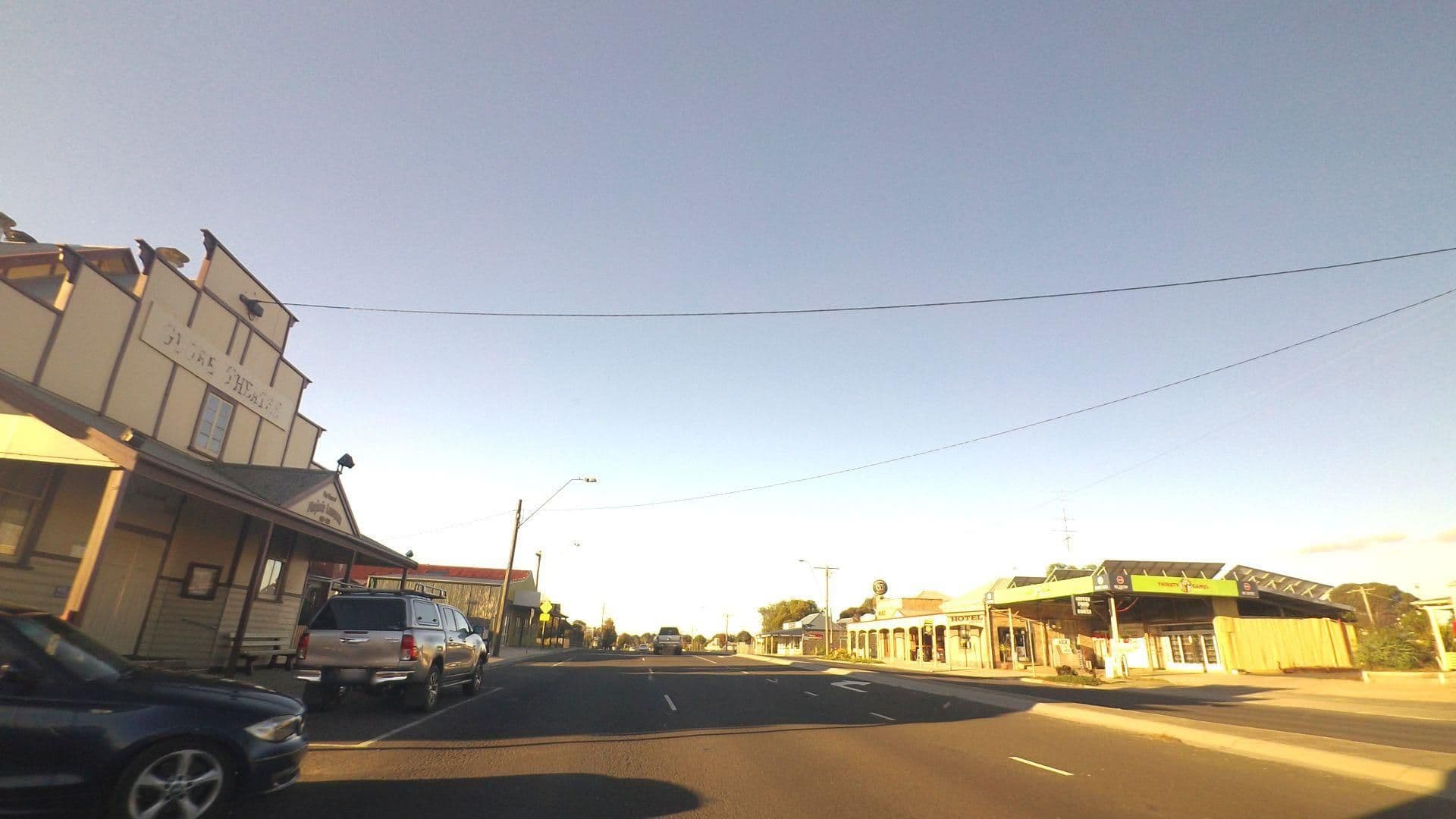 Street view near Winchelsea Motel, Winchelsea — © mander (CC BY-SA · Mapillary)