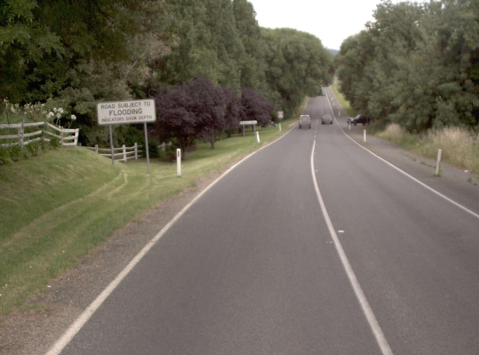 Street view near Wyndham A W, Bairnsdale — © vicroads (CC BY-SA · Mapillary)