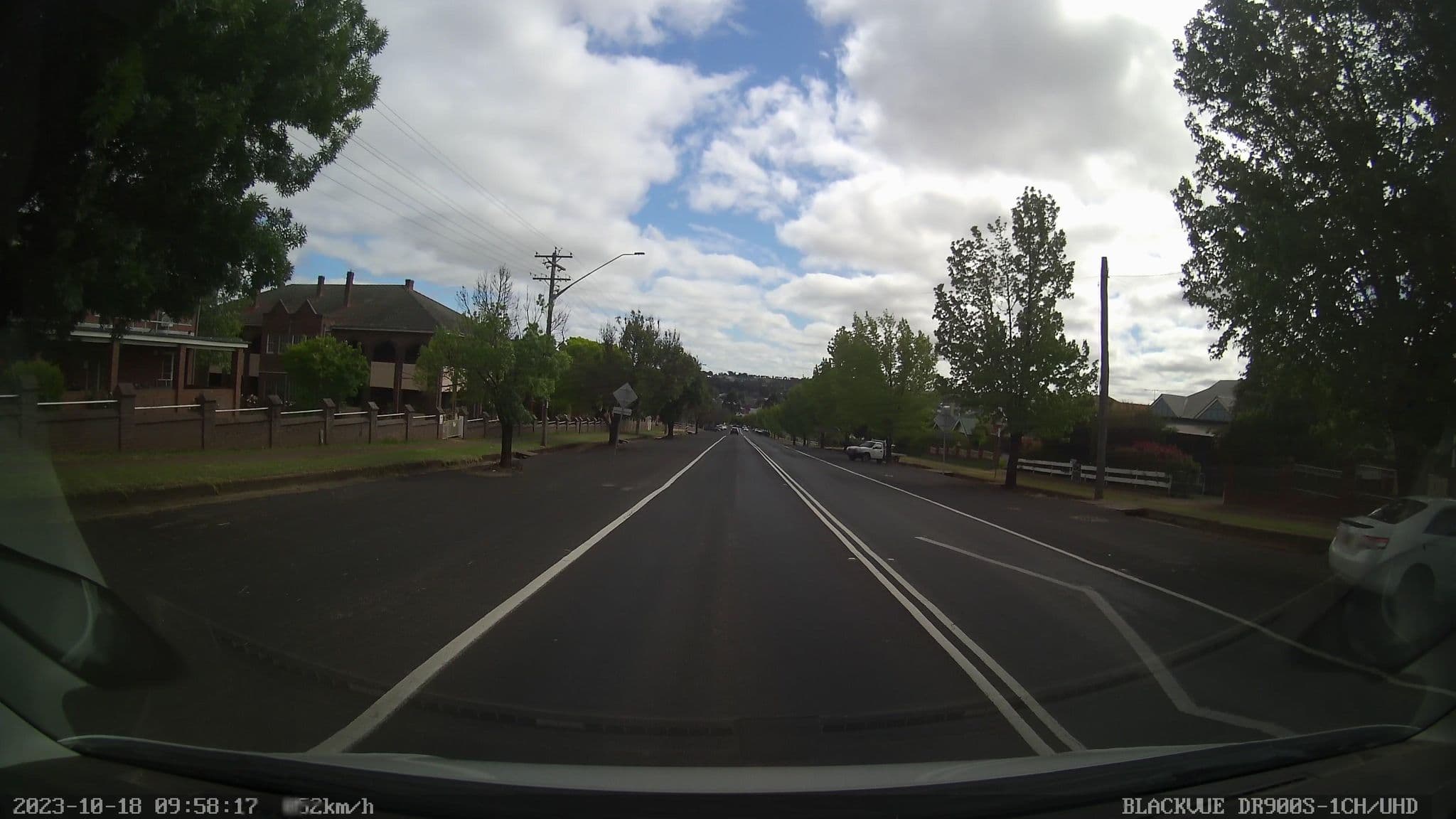 Street view near Young Budget Accommodation, Young — © bob3bob3 (CC BY-SA · Mapillary)