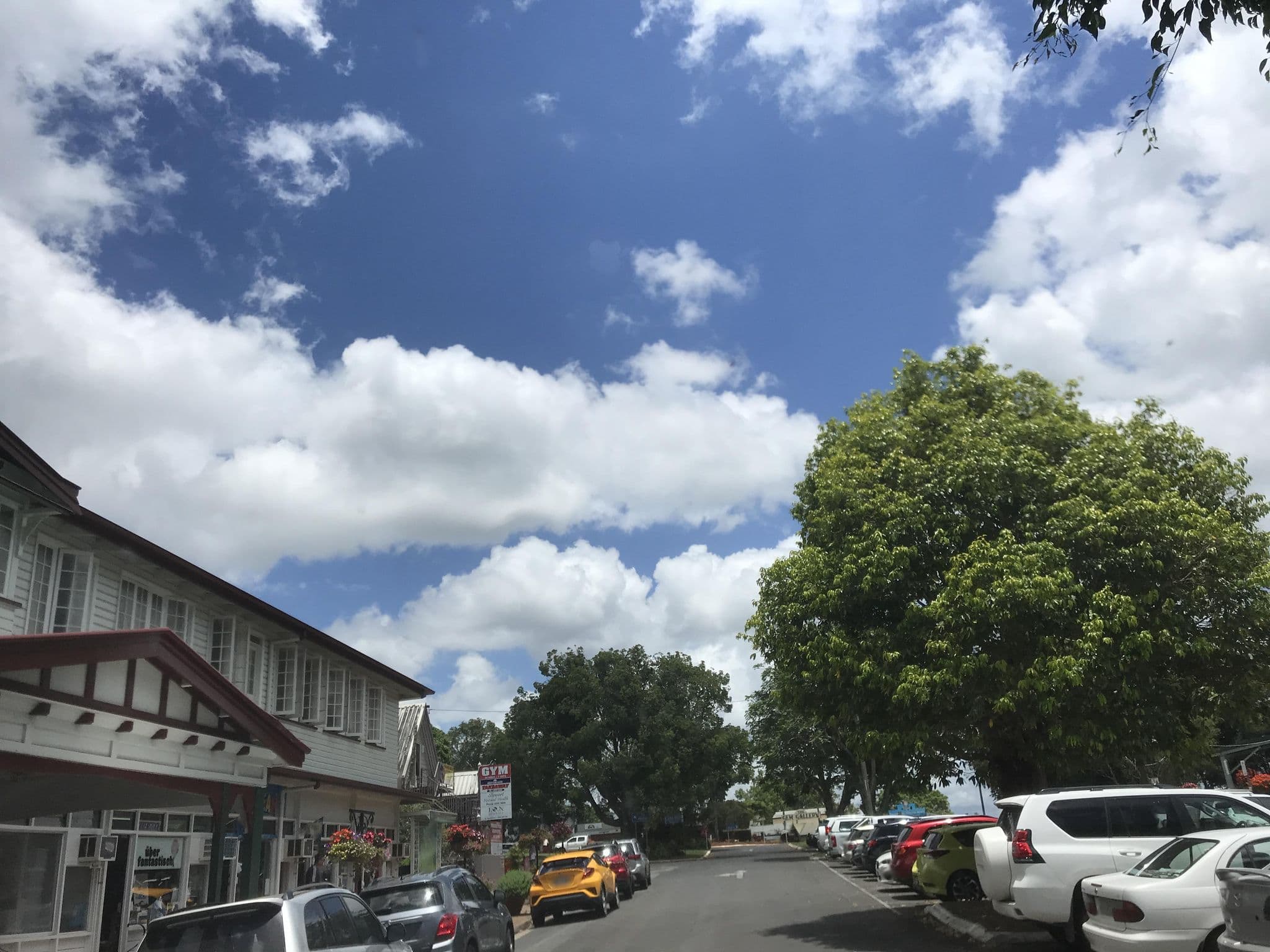 Street view near Yungaburra Hotel, Yungaburra — © orbac (CC BY-SA · Mapillary)