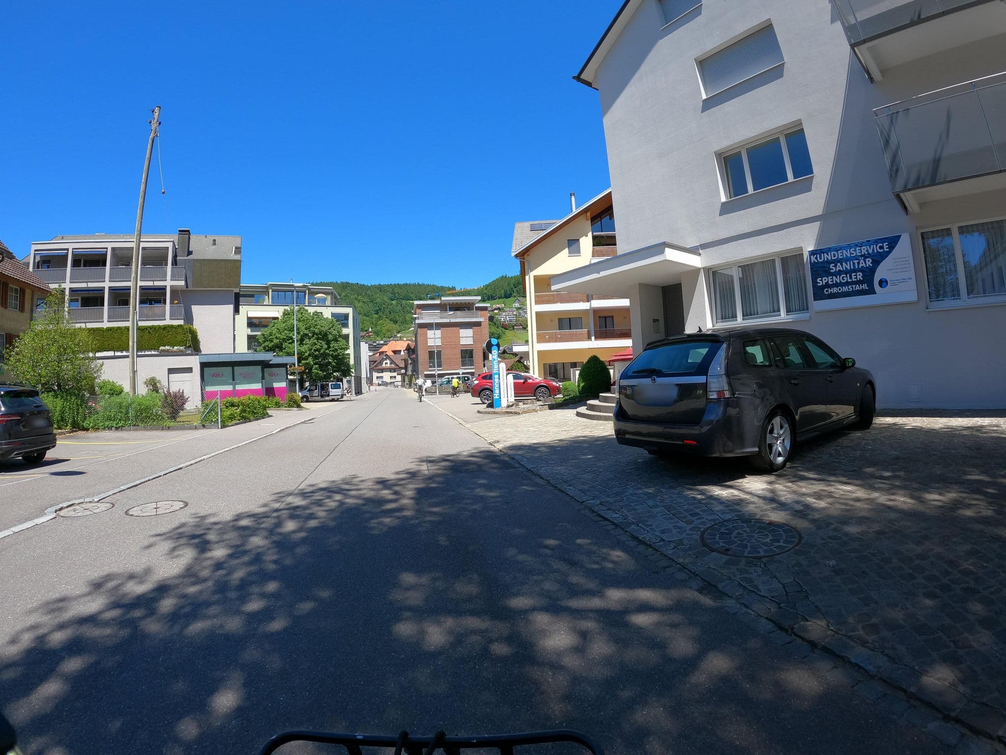 Street view near Hotel Lindenhof, Unterägeri — © blubberblubb (CC BY-SA · Mapillary)