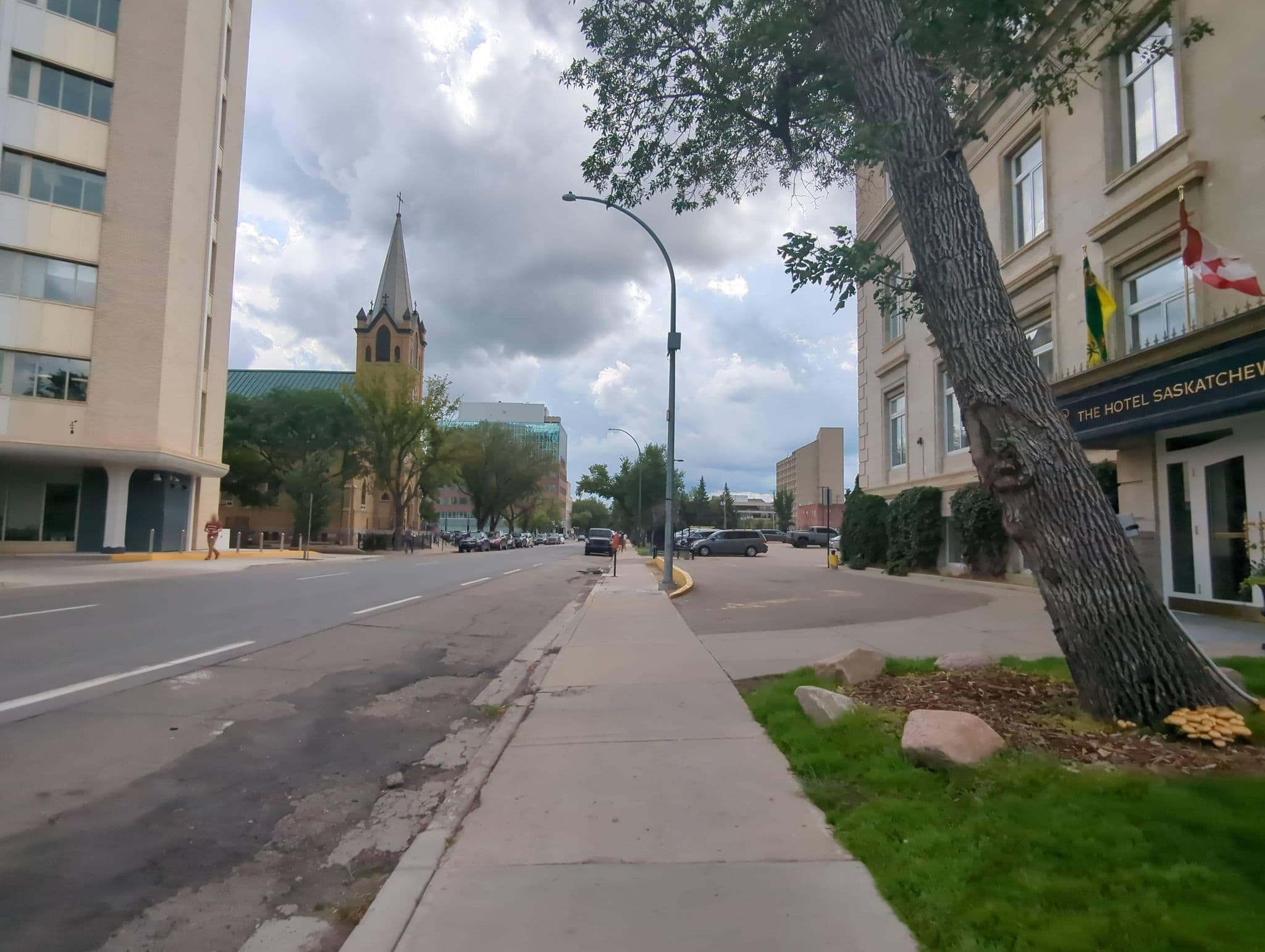 Street view near The Hotel Saskatchewan, Autograph Collection, Centre Square — © malle_yeno (CC BY-SA · Mapillary)