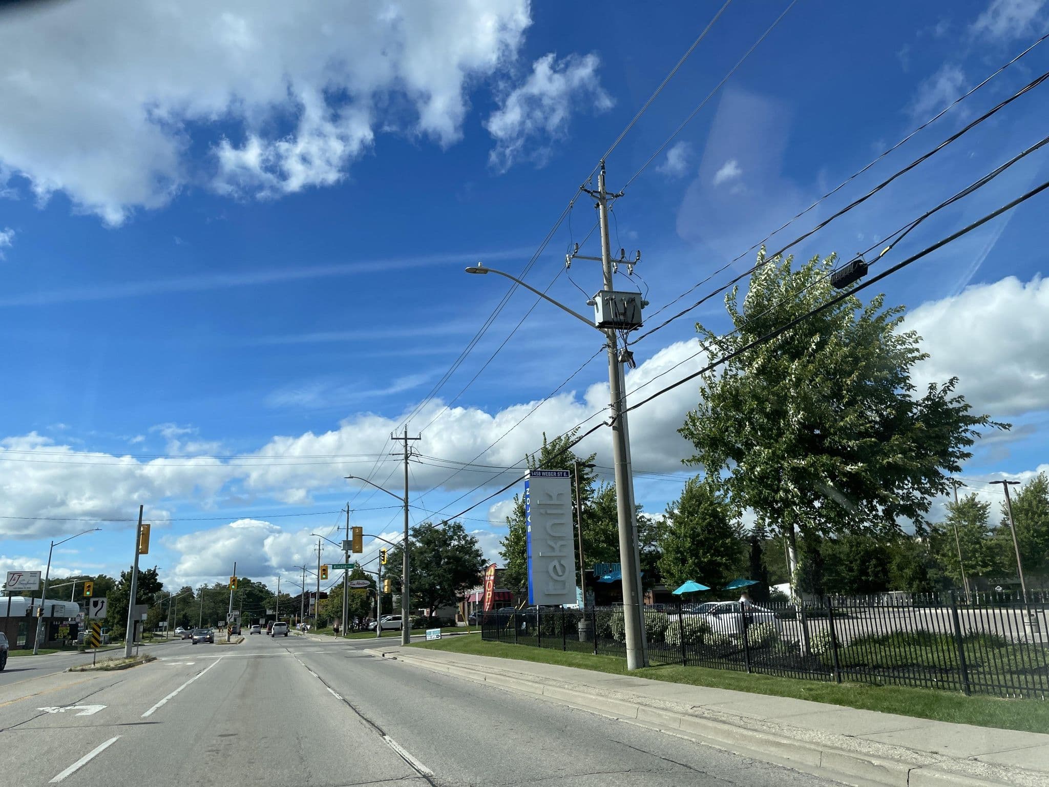 Street view near Weber Inn Kitchener, Centreville Chicopee — © privateacorn (CC BY-SA · Mapillary)