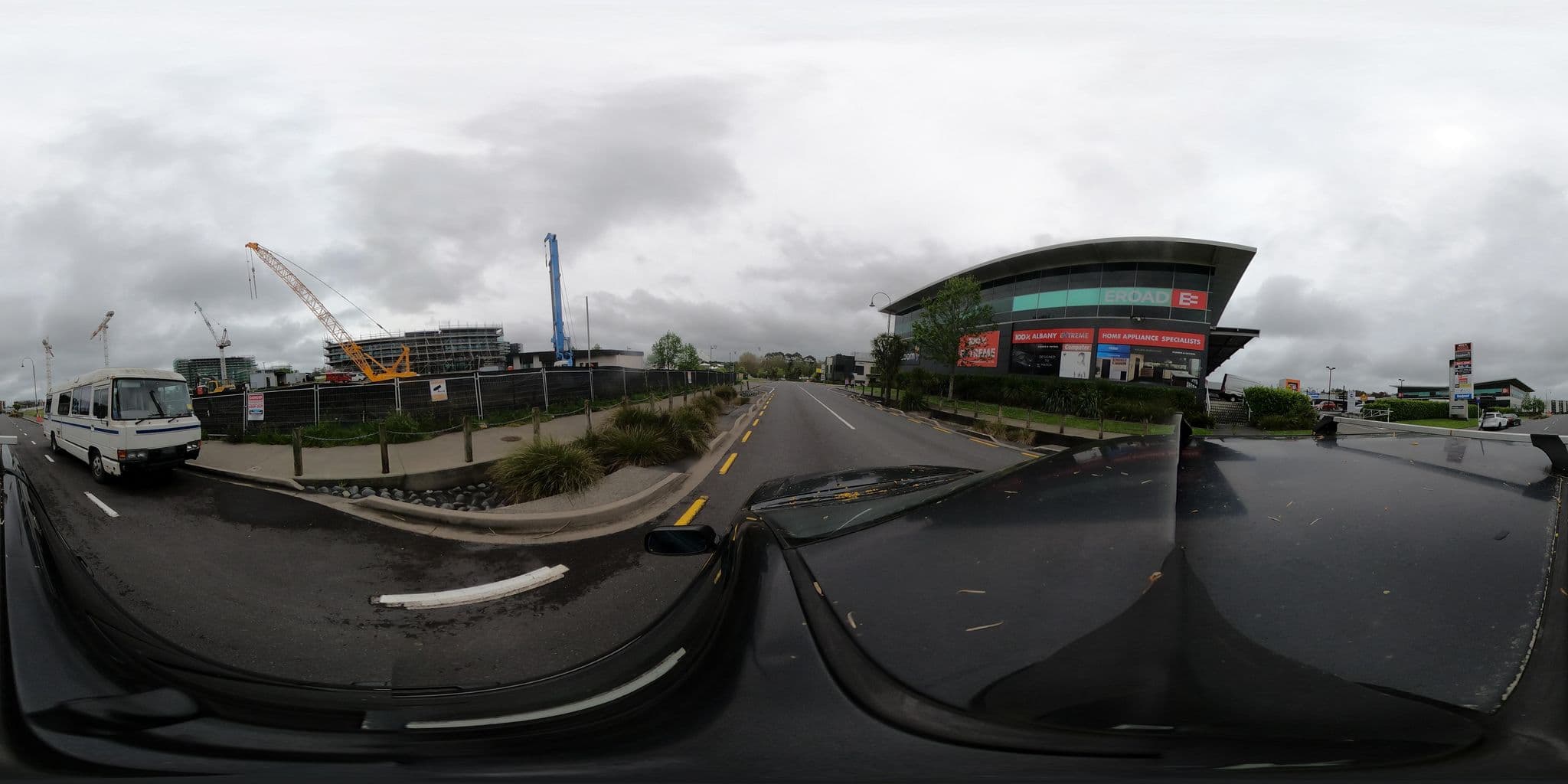 Street view near Maxim Hotel Auckland, Albany — © ralley (CC BY-SA · Mapillary)