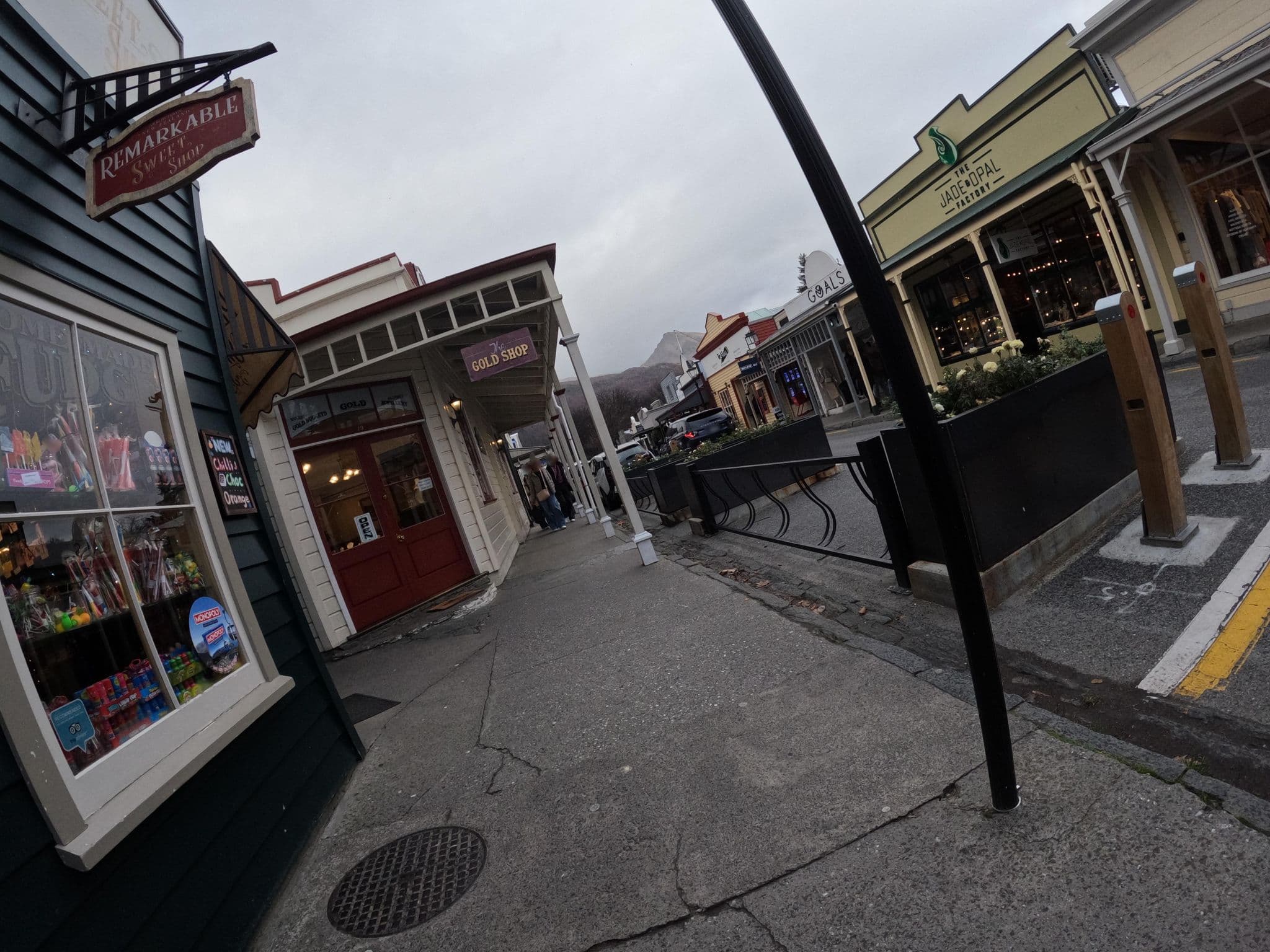 Street view near The New Orleans Hotel - Arrowtown, Arrowtown — © skillsy (CC BY-SA · Mapillary)