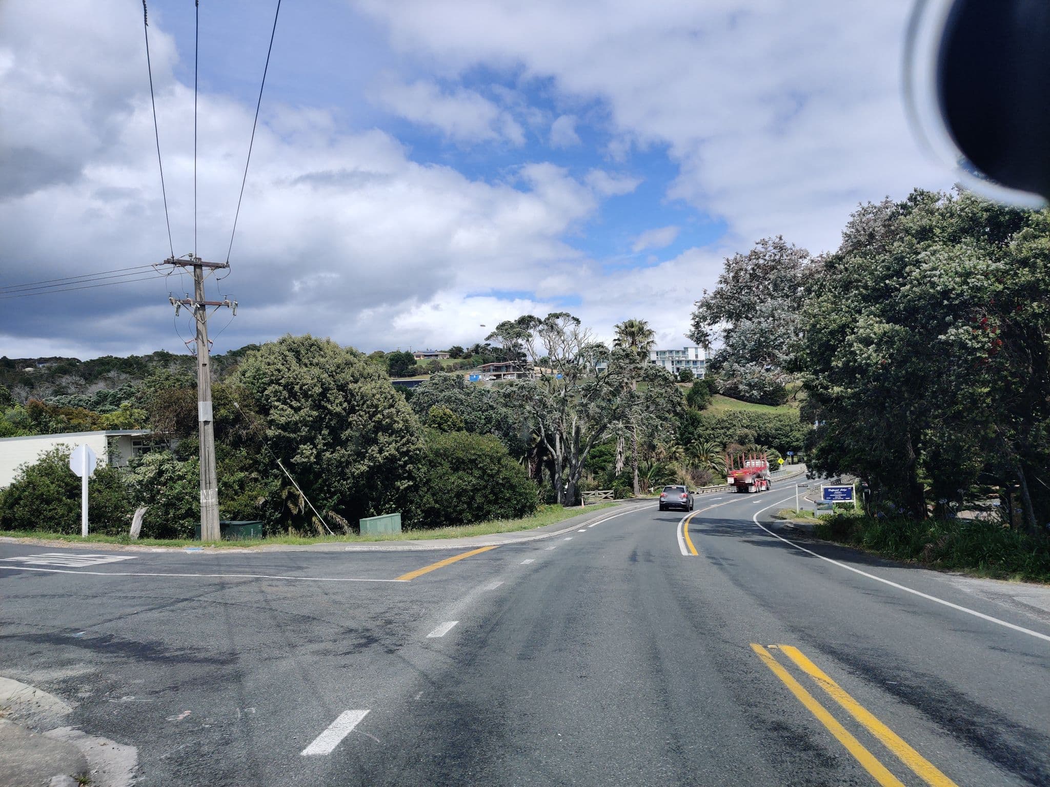 Street view near Cable Bay Stays - Golden Sand and Driftwood Beach Front Accommodation, Cable Bay — © elphix (CC BY-SA · Mapillary)