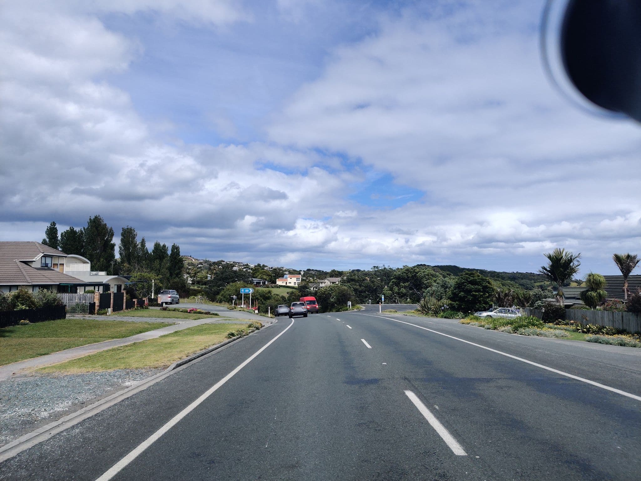 Street view near Beach Lodge Luxurt Accommodation, Cable Bay — © elphix (CC BY-SA · Mapillary)