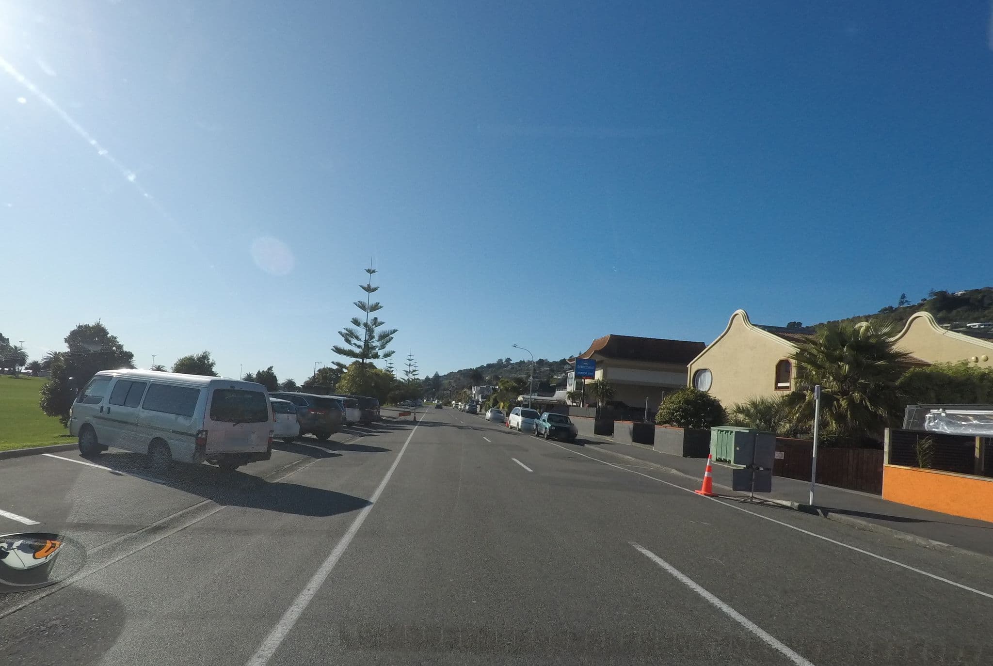 Street view near Bouncing Lamb Backpackers Tahuna Beach, Tahunanui — © ralley (CC BY-SA · Mapillary)