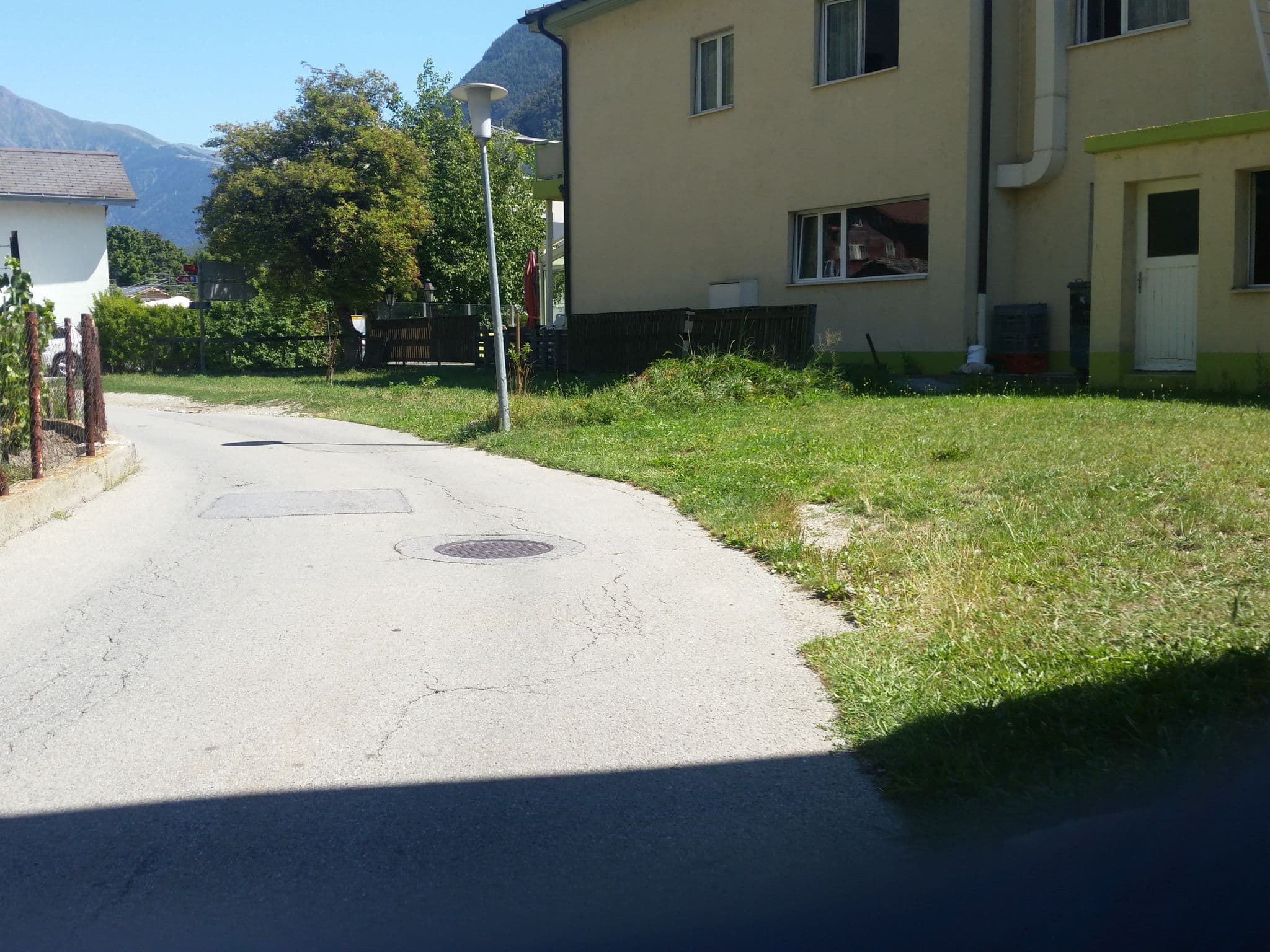 Street view near Hotel Römerhof, Visp — © keigan (CC BY-SA · Mapillary)