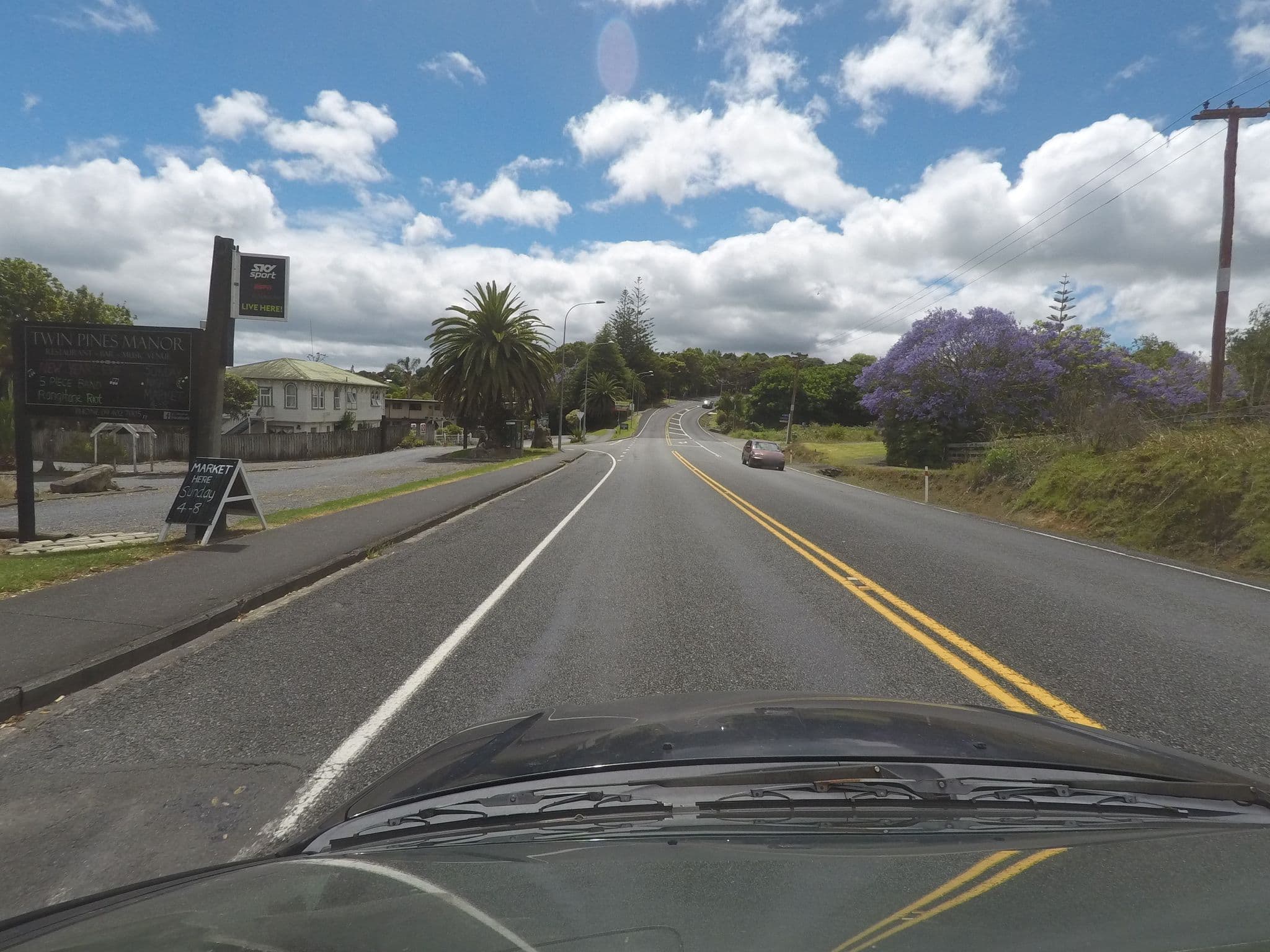 Street view near Twin Pines Tourist Park, Haruru — © ralley (CC BY-SA · Mapillary)