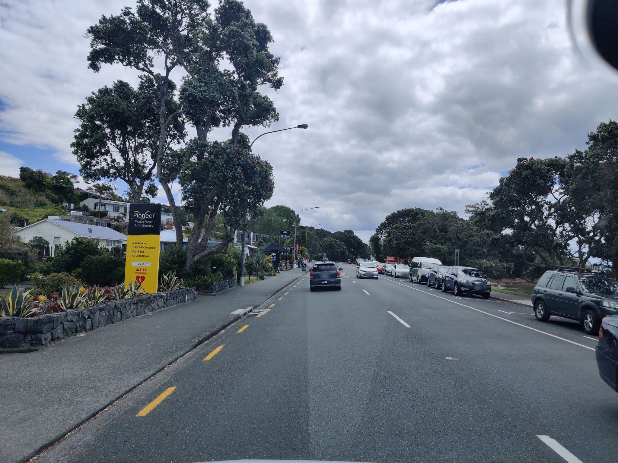 Street view near Pioneer Waterfront Apartments, Paihia — © elphix (CC BY-SA · Mapillary)
