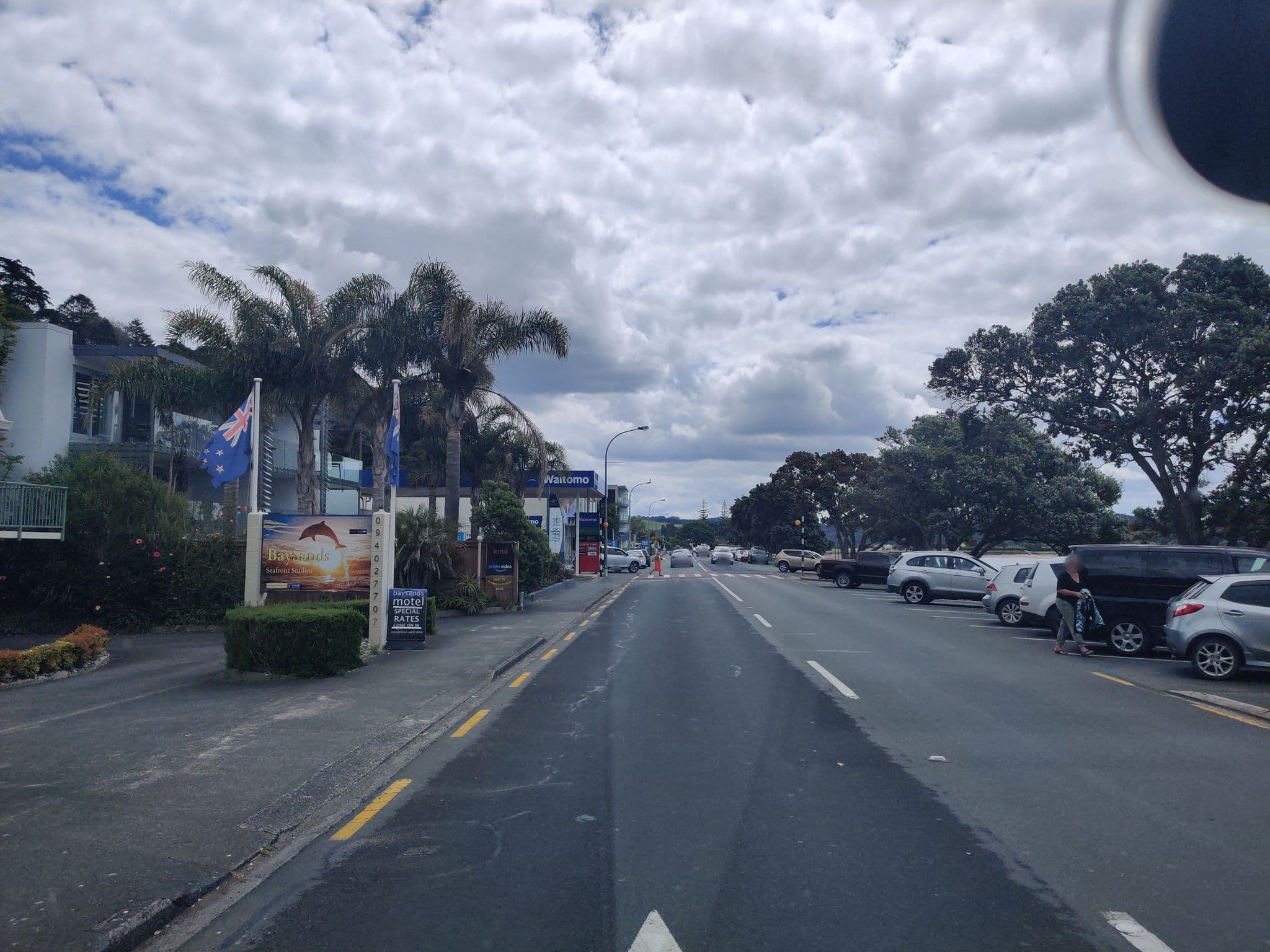 Street view near Bay Sands Seafront Studios, Paihia — © elphix (CC BY-SA · Mapillary)