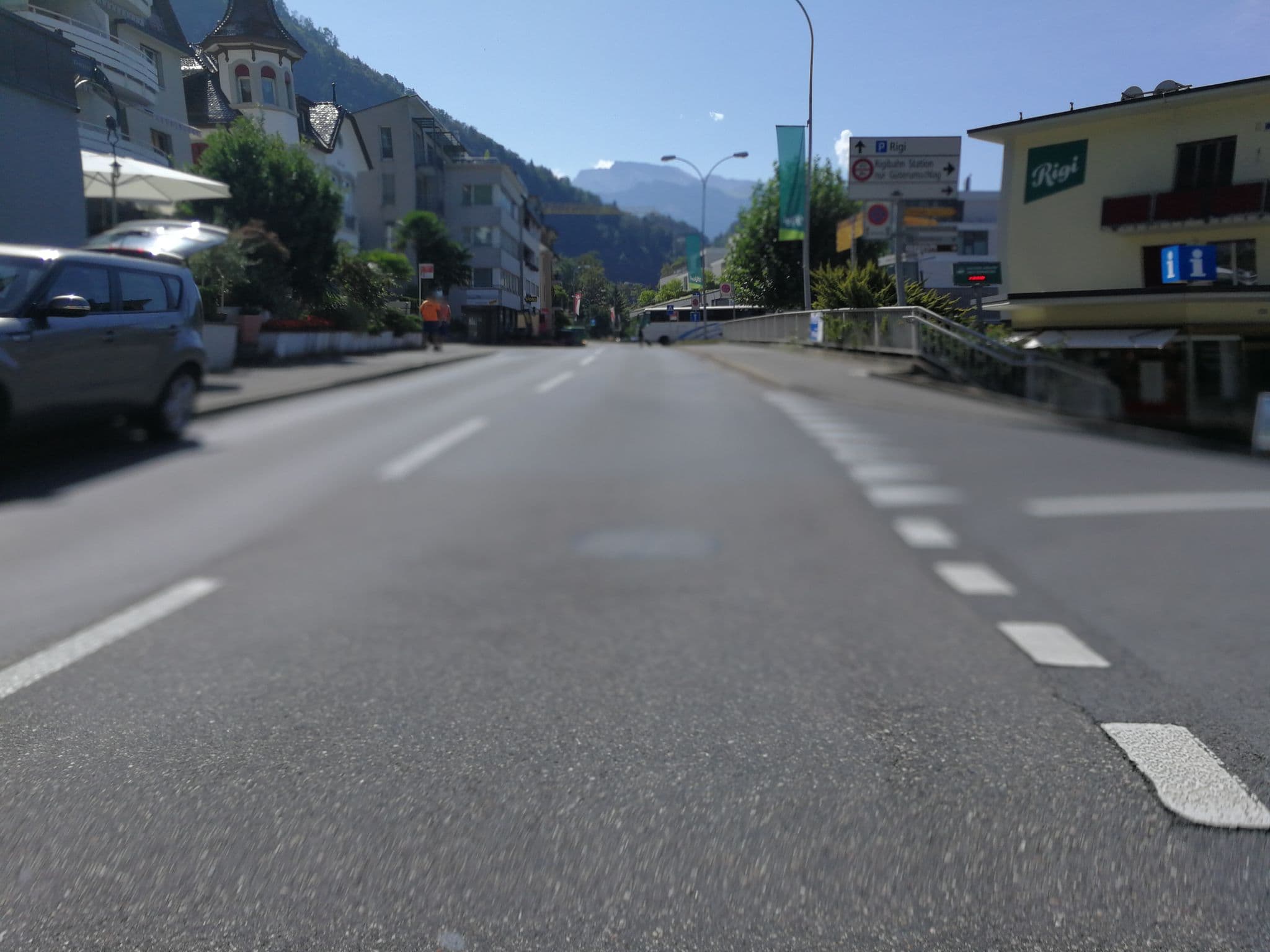 Street view near Hotel Rigi Vitznau, Vitznau — © barbe45 (CC BY-SA · Mapillary)