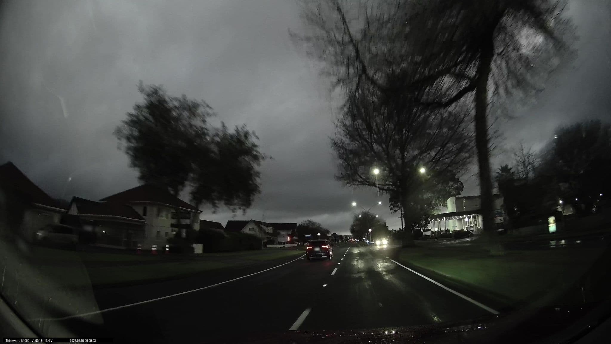Street view near Tuscany Villas, Victoria — © maxim752 (CC BY-SA · Mapillary)