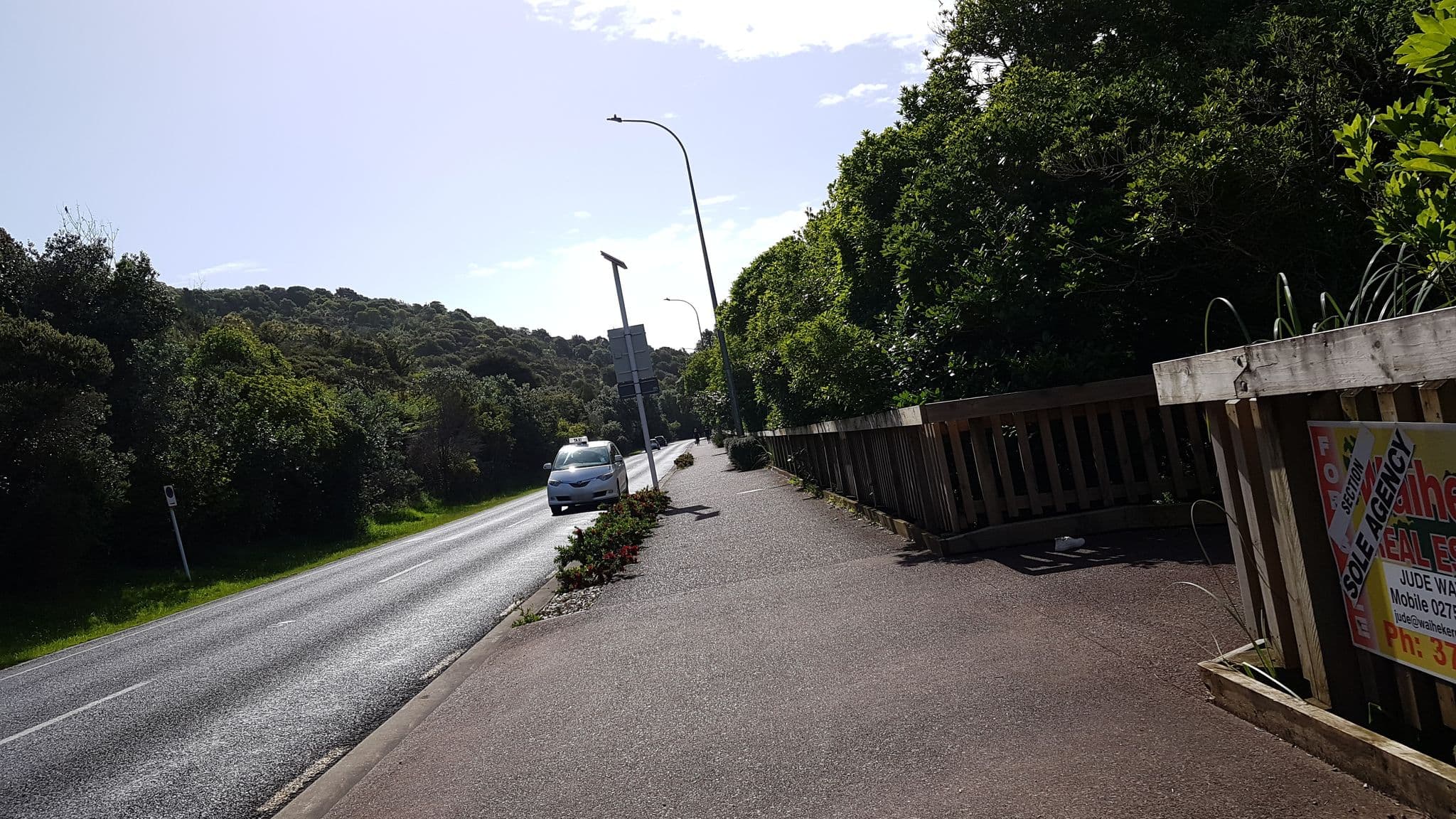 Street view near one o one cabins Ltd, Oneroa — © kiwikimo (CC BY-SA · Mapillary)