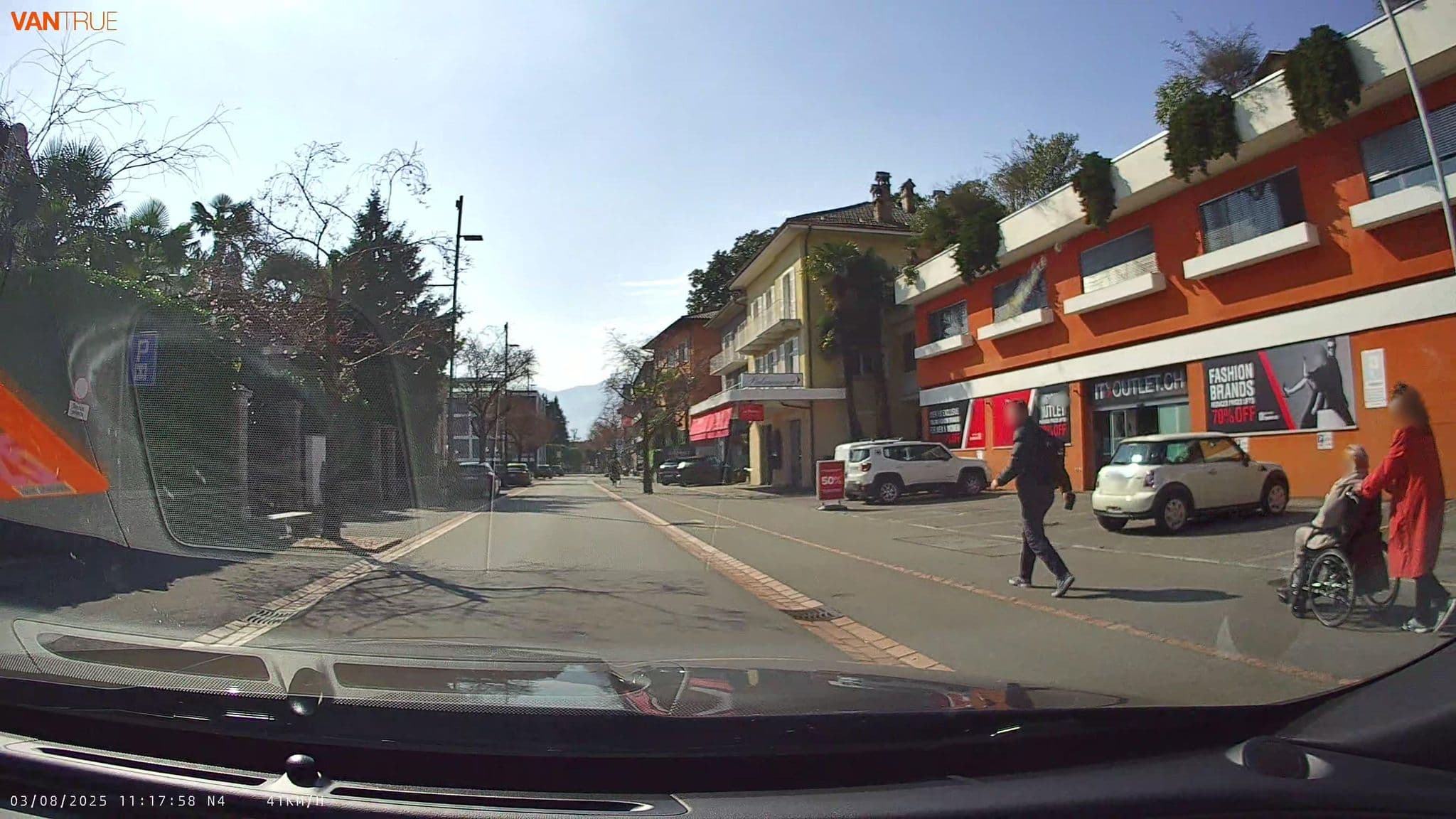 Street view near Hotel La Perla Ascona, Ascona — © fcignat (CC BY-SA · Mapillary)