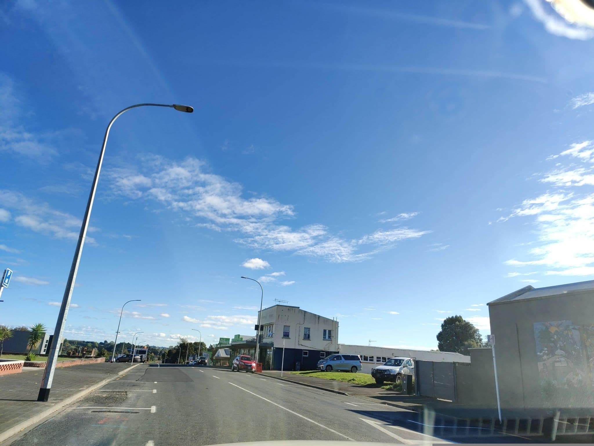 Street view near Putaruru Hotel Mai Kana Restaurant and Bar, Putaruru — © elphix (CC BY-SA · Mapillary)