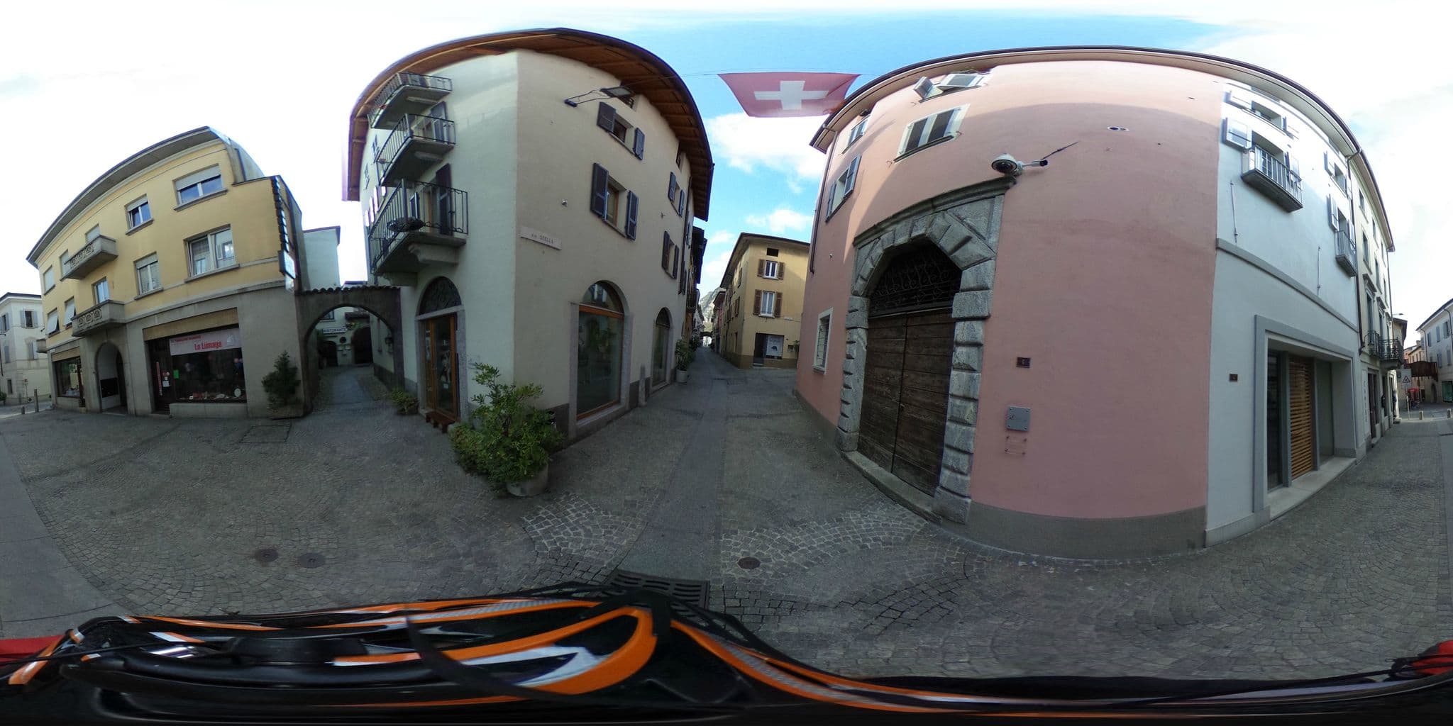 Street view near Hotel Garni Sport, Mendrisio — © kaitu (CC BY-SA · Mapillary)