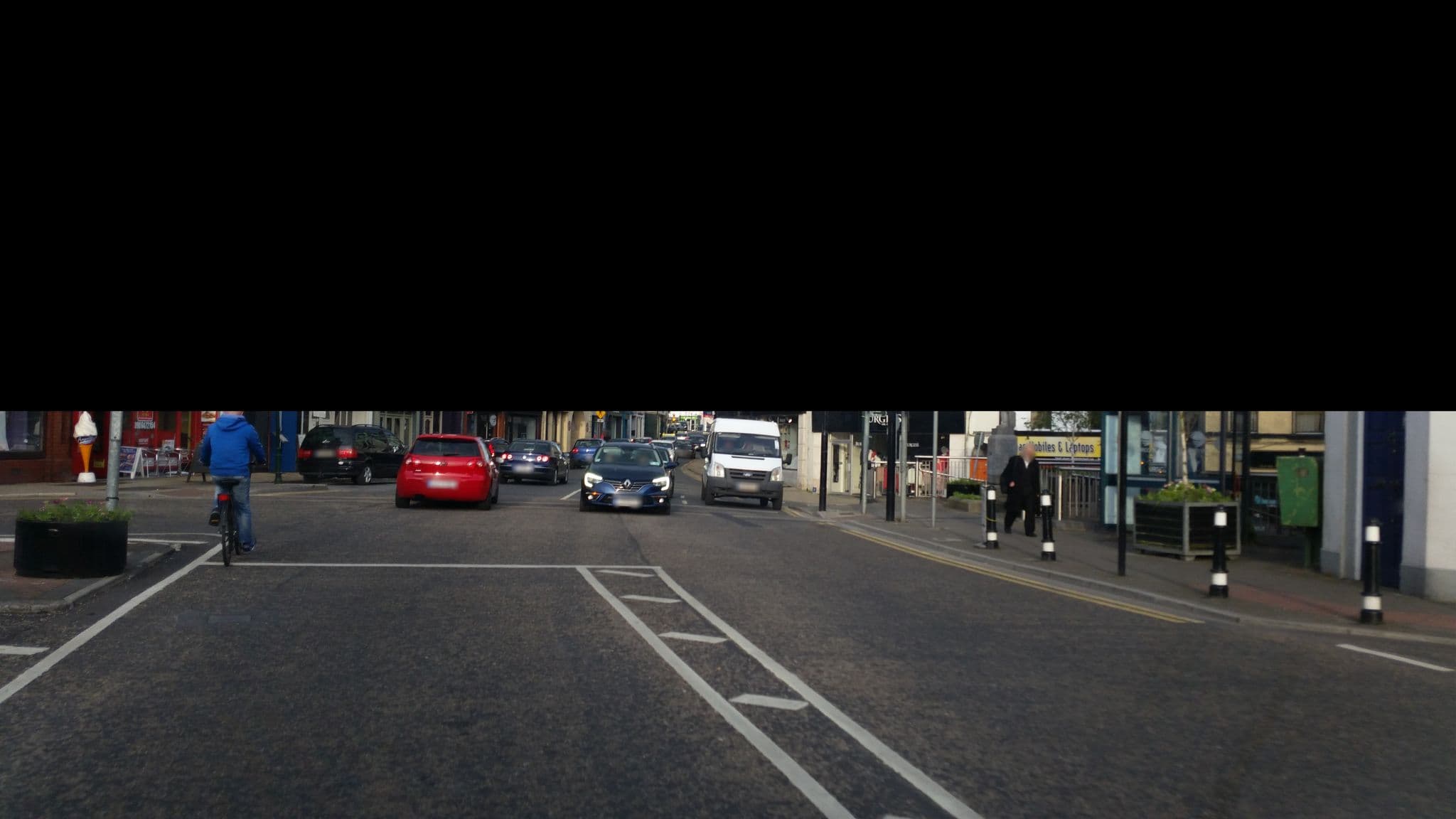 Street view near Dunrainhy, Athlone — © debigc (CC BY-SA · Mapillary)