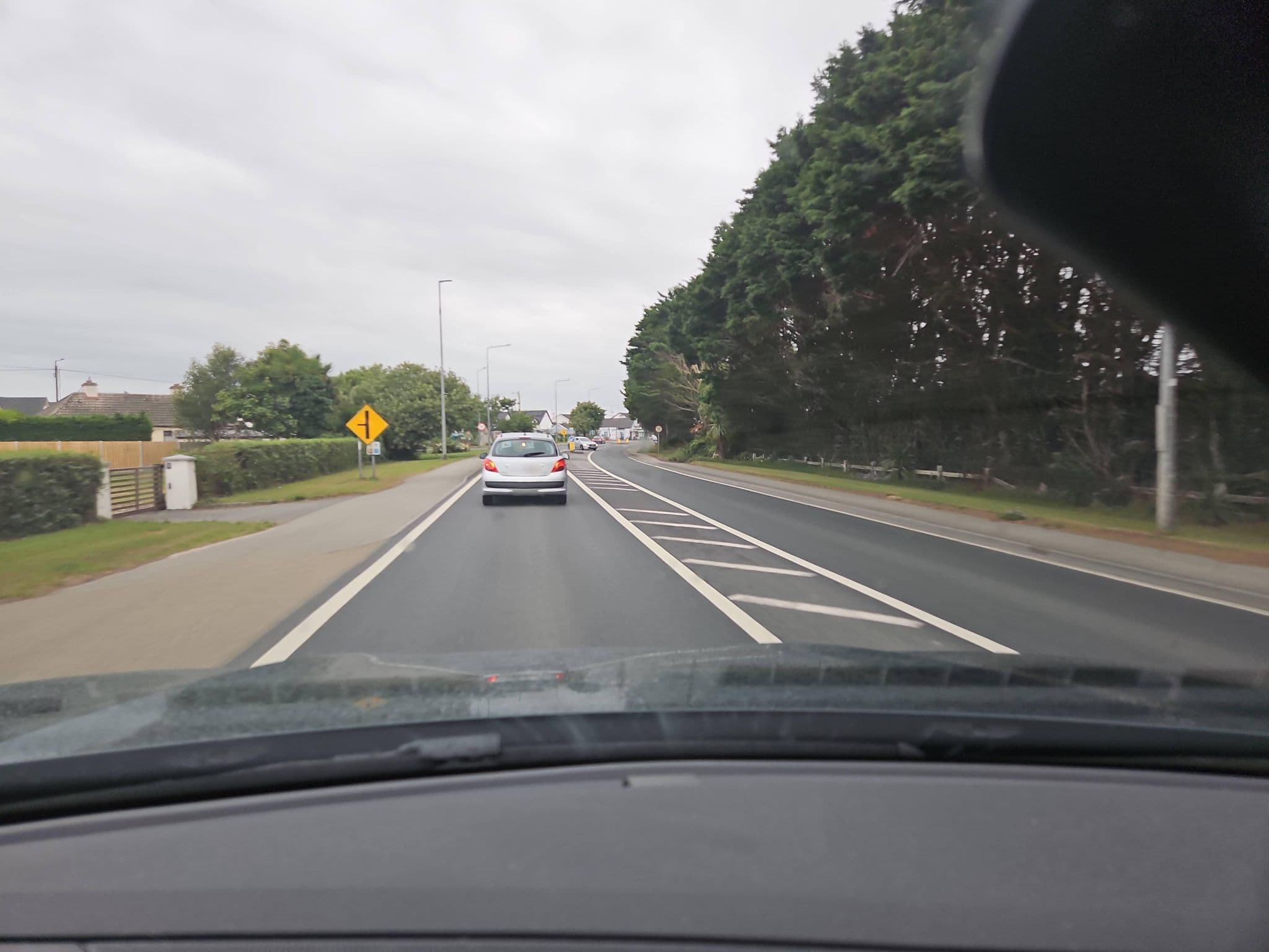 Street view near Anchor House Bed & Breakfast, Ballygerry — © toho (CC BY-SA · Mapillary)