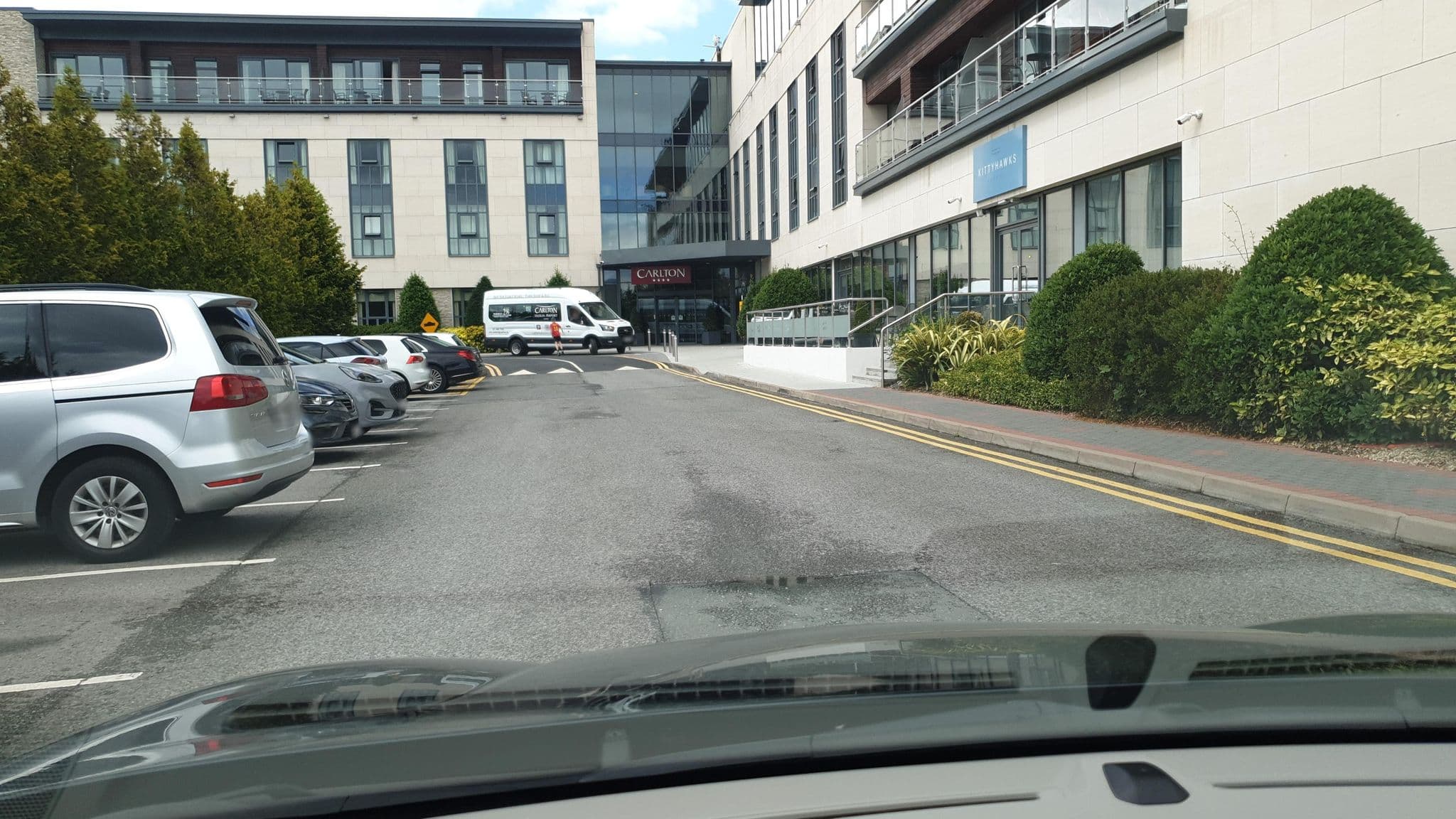 Street view near Carlton Hotel Dublin Airport, Ballymun — © yannakis (CC BY-SA · Mapillary)