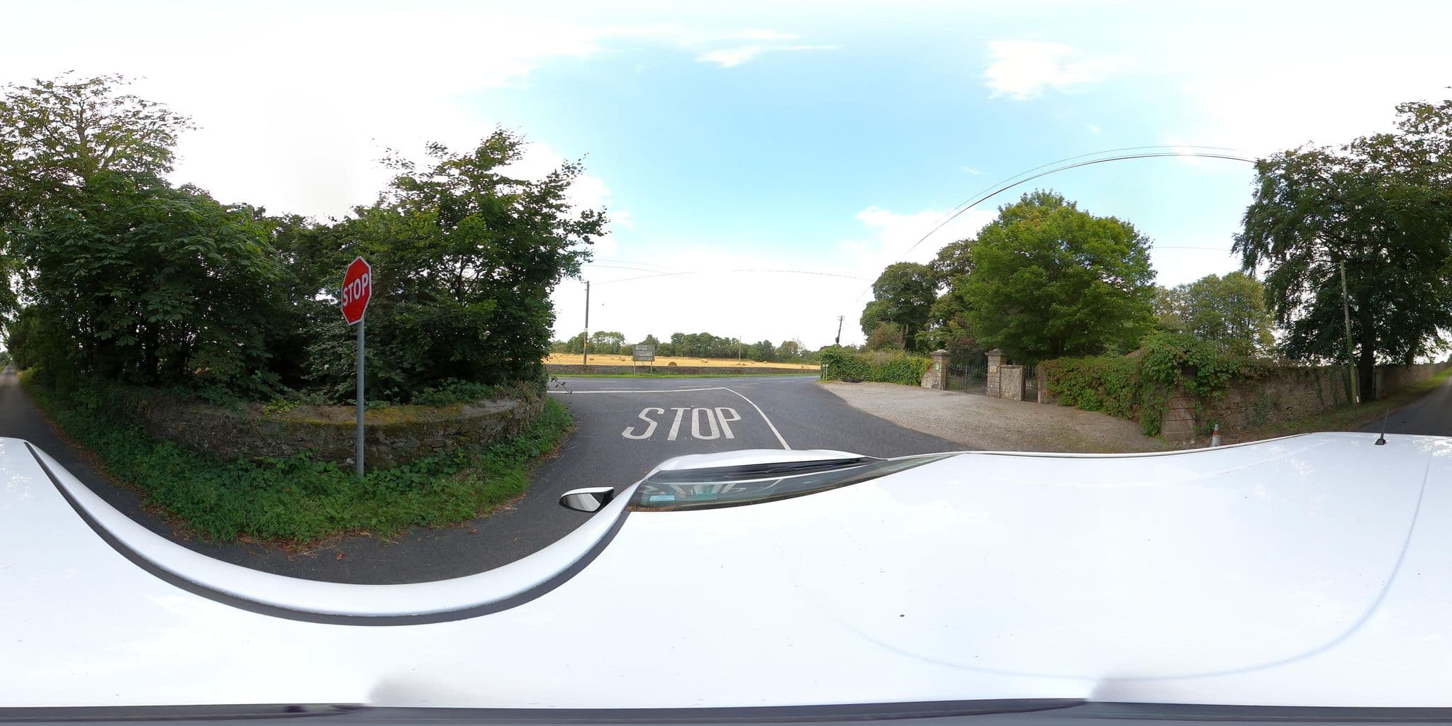 Street view near Grange Manor, Ballyragget — © annekaro (CC BY-SA · Mapillary)
