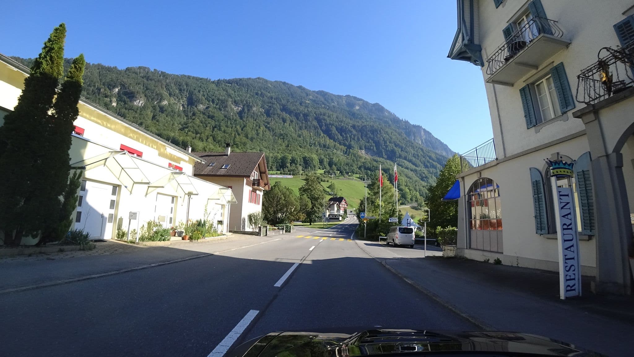 Street view near Hotel Krone, Giswil — © kino (CC BY-SA · Mapillary)