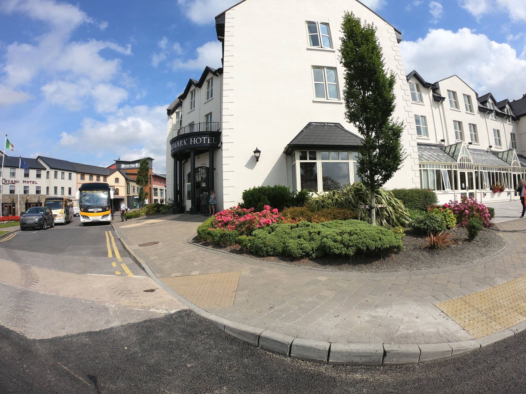 Street view near The Landmark Hotel - Carrick on Shannon, Carrick-on-Shannon — © dave683 (CC BY-SA · Mapillary)