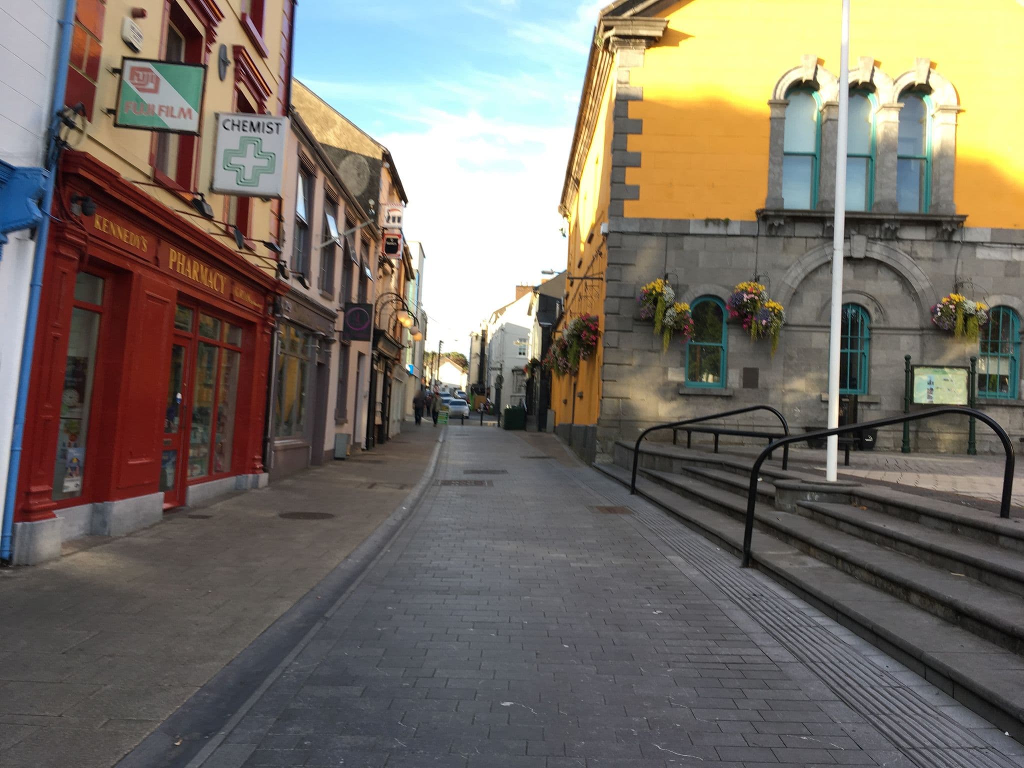Street view near Secret Garden, Cashel — © southglos (CC BY-SA · Mapillary)