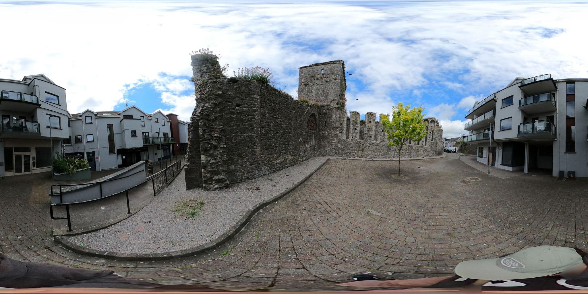 Street view near Dominic's Abbey Holiday Accommodation Cashel, Cashel — © annekaro (CC BY-SA · Mapillary)