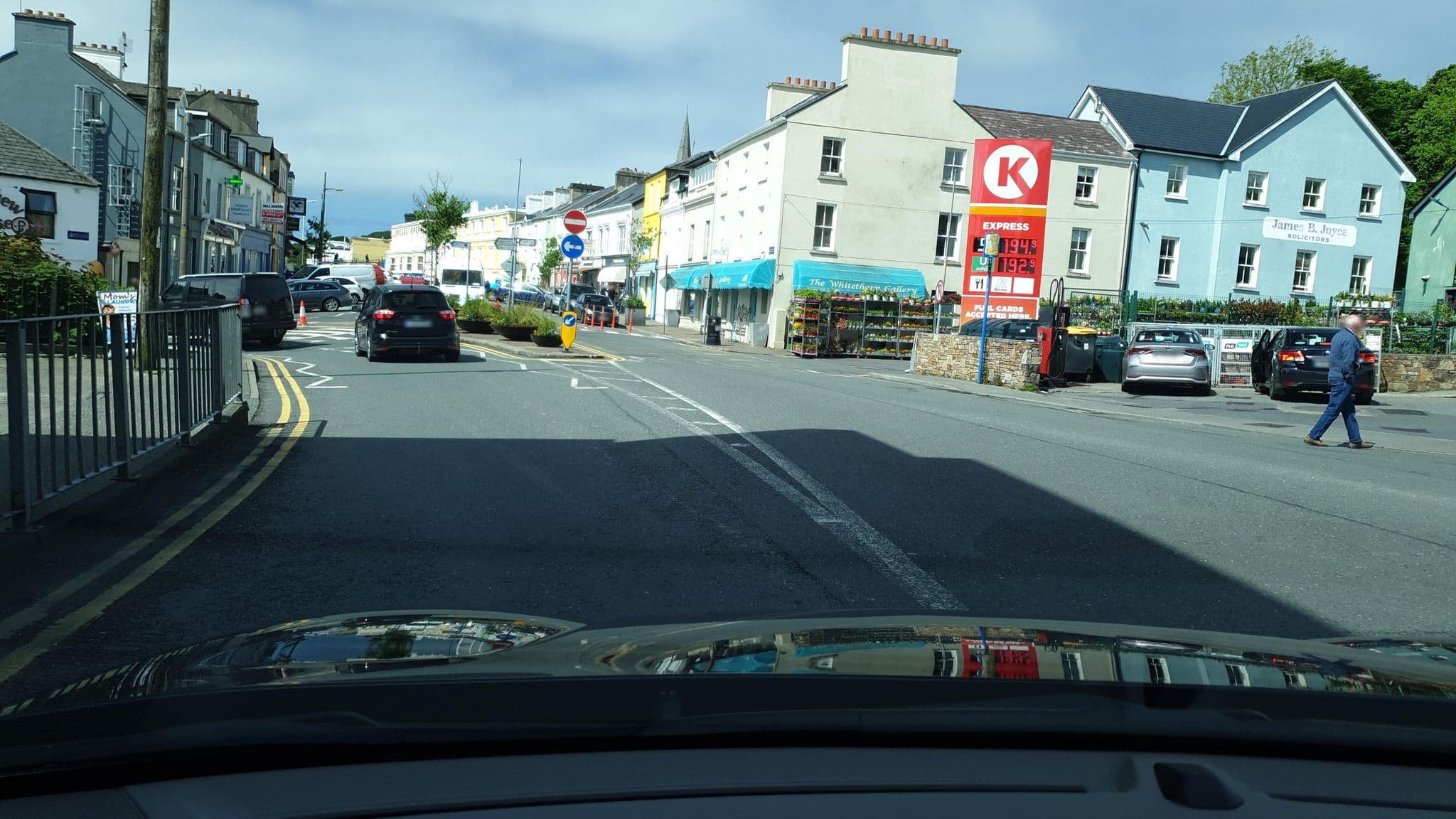 Street view near Darcy six, Clifden — © yannakis (CC BY-SA · Mapillary)