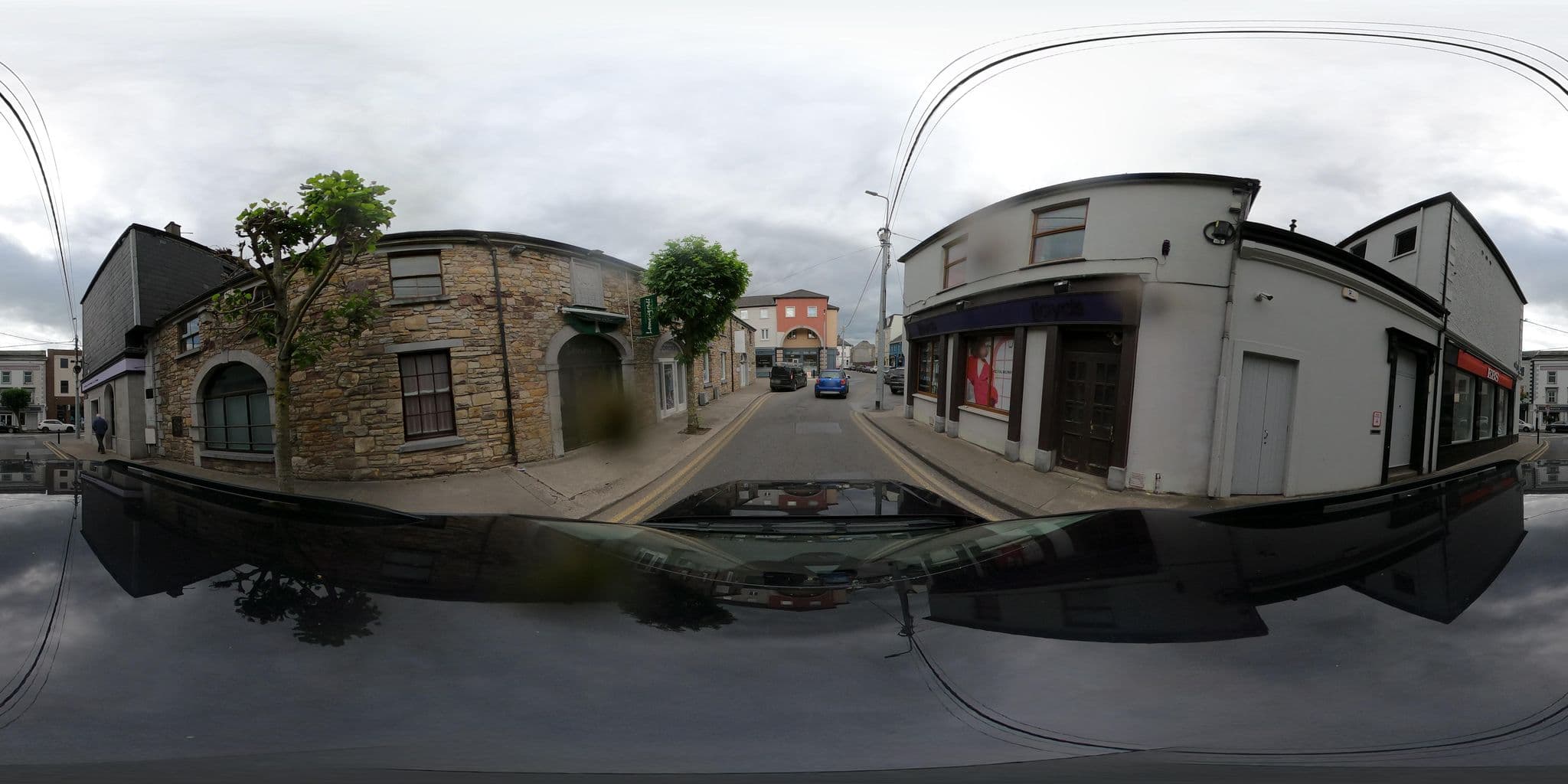 Street view near Mulcahys, Cluain Meala — © annekaro (CC BY-SA · Mapillary)