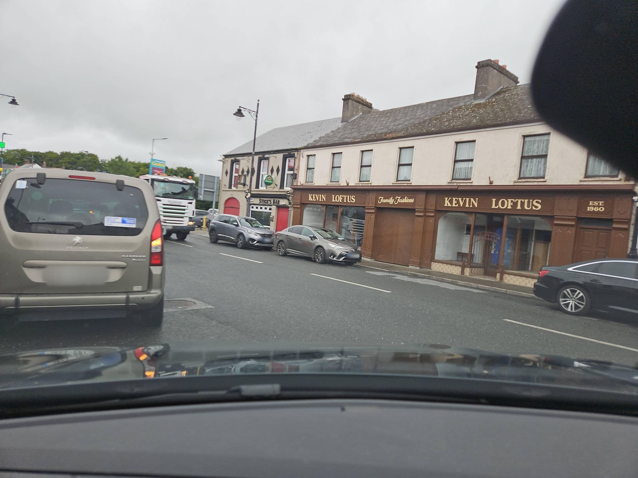 Street view near Gill's Courtyard Accommodation, Crossmolina — © toho (CC BY-SA · Mapillary)