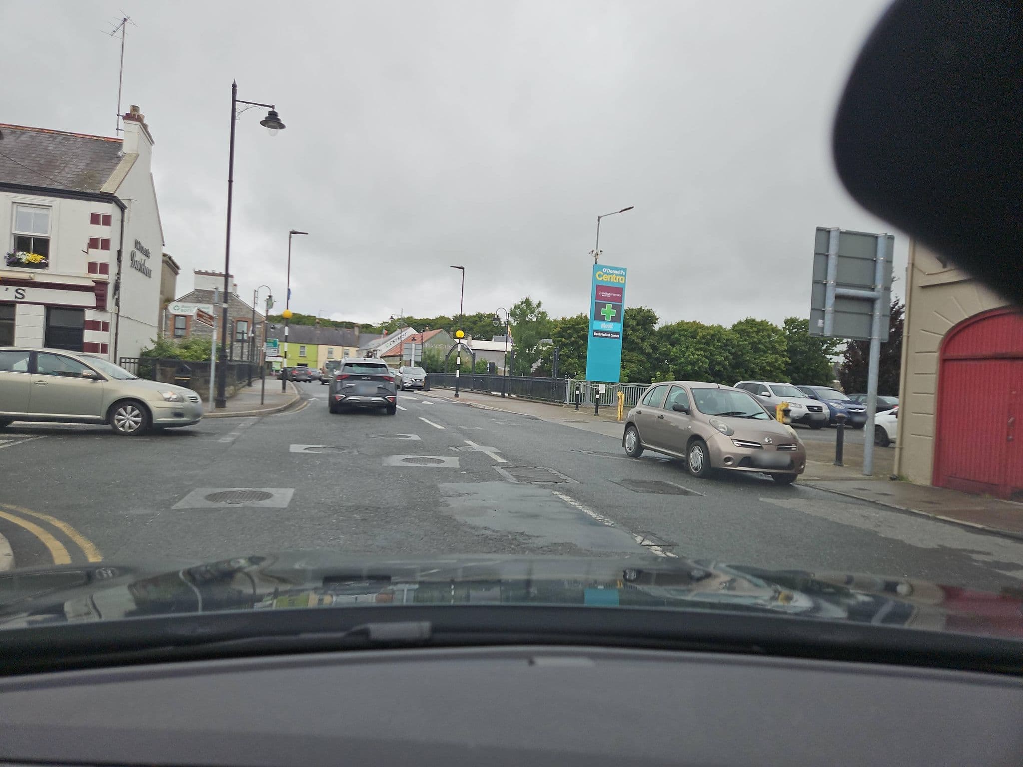 Street view near The Thatch Inn Crossmolina, Crossmolina — © toho (CC BY-SA · Mapillary)